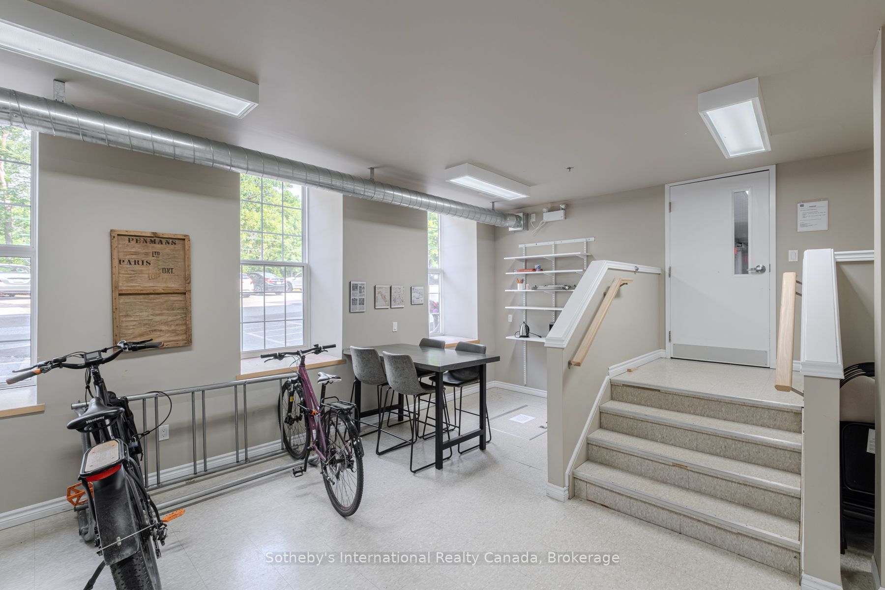 140 W River Rd Property Photo 26