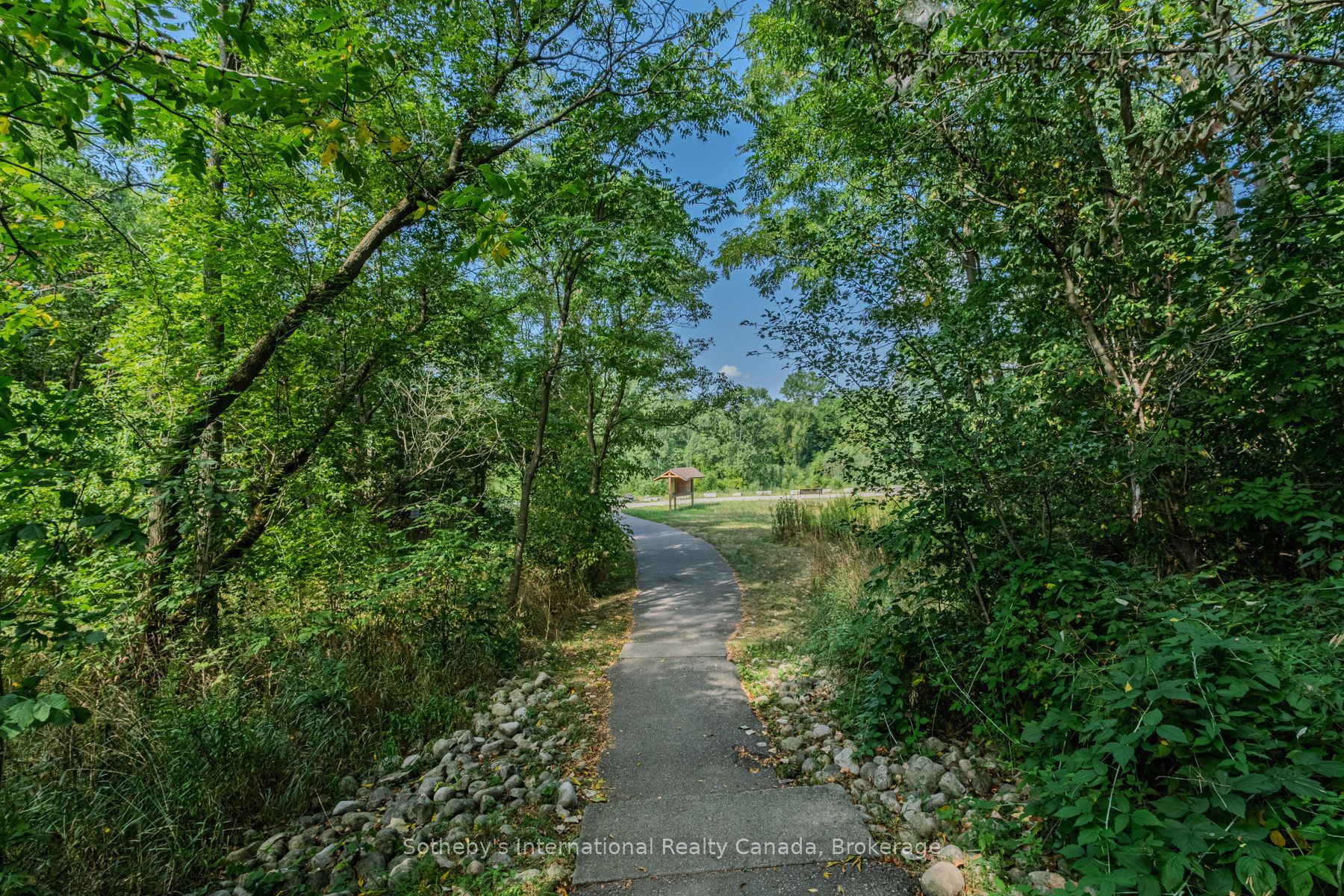 140 W River Rd Property Photo 31