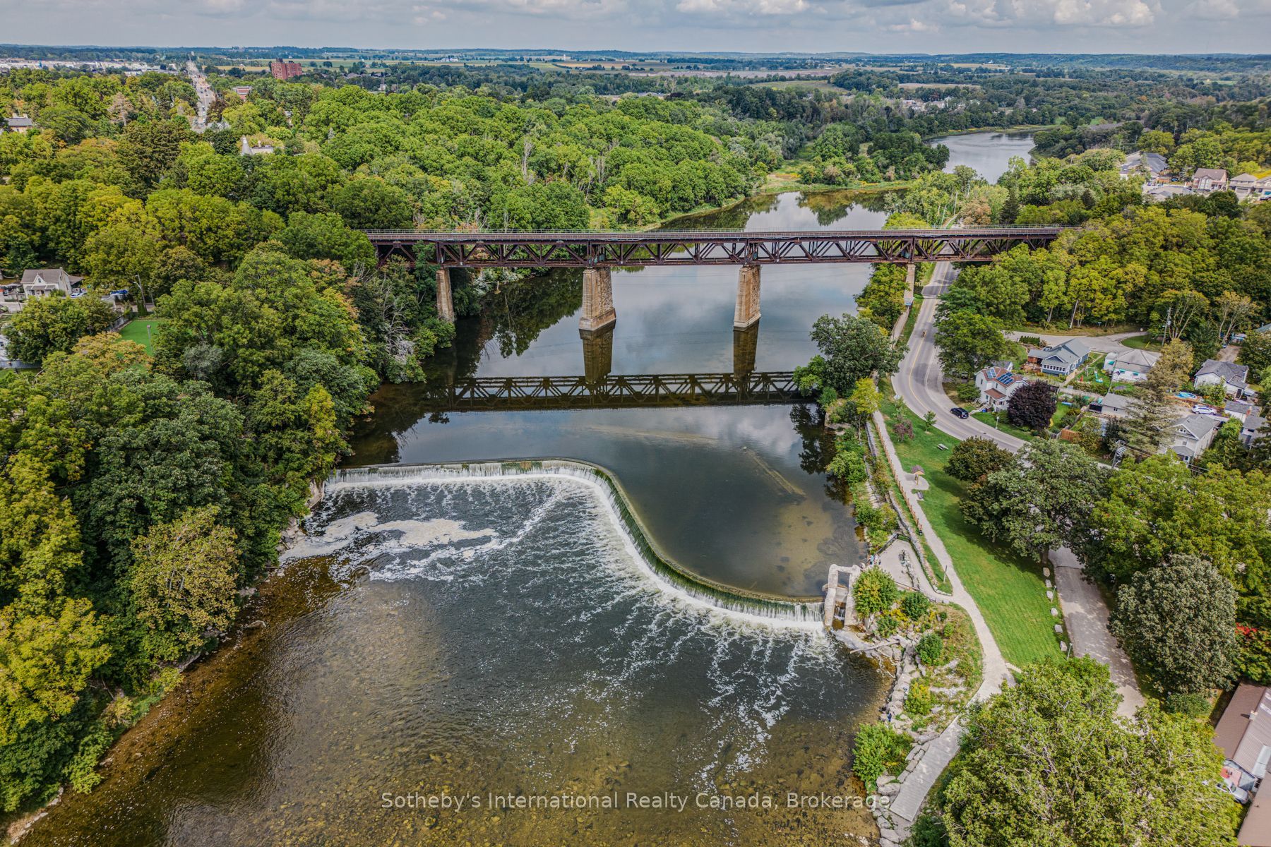 140 W River Rd Property Photo 38