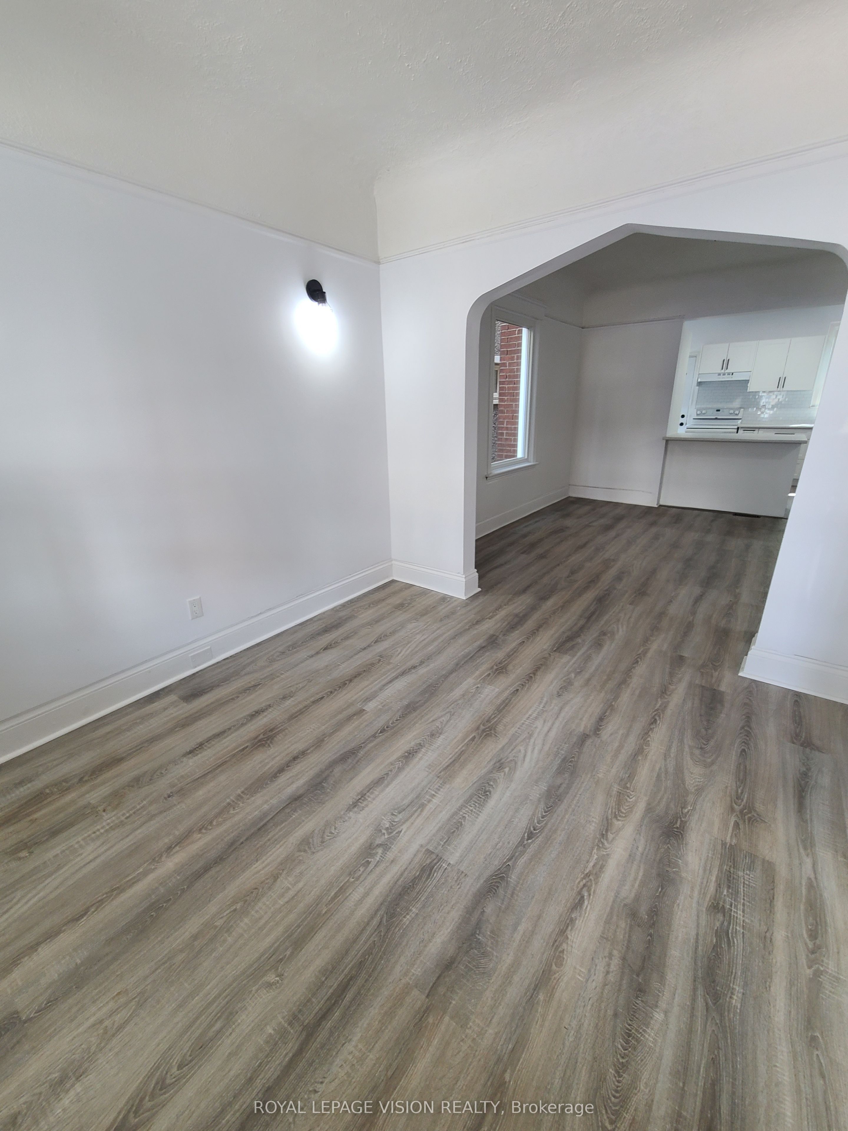 56 Munroe Street Property Photo 5