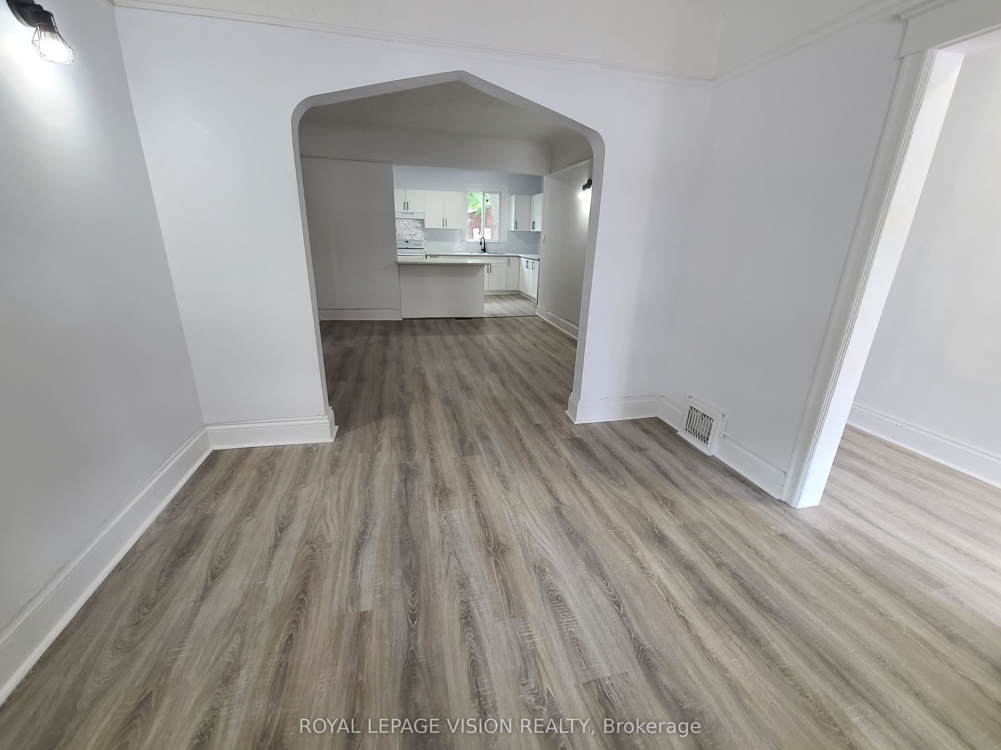 56 Munroe Street Property Photo 6