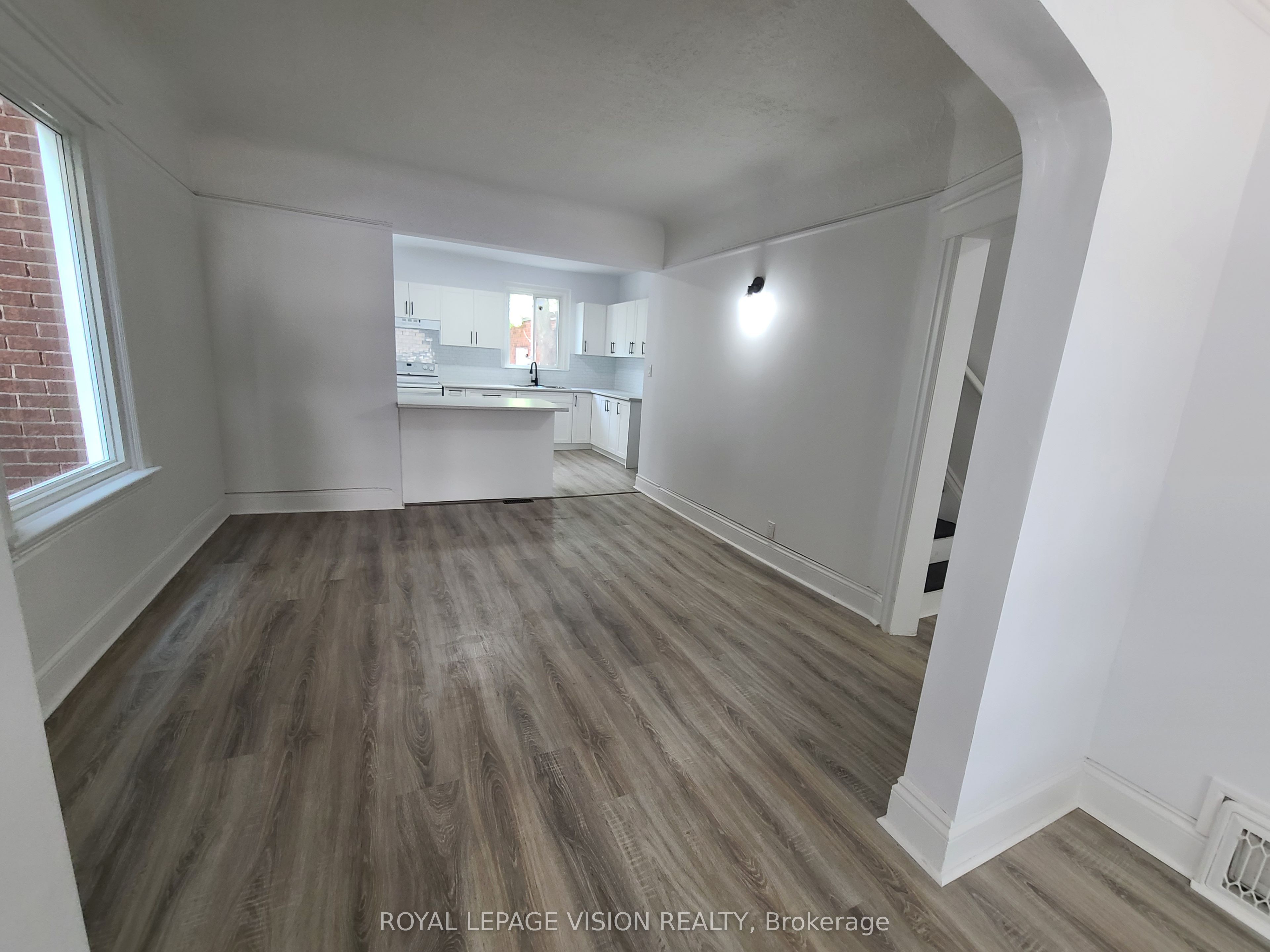 56 Munroe Street Property Photo 8