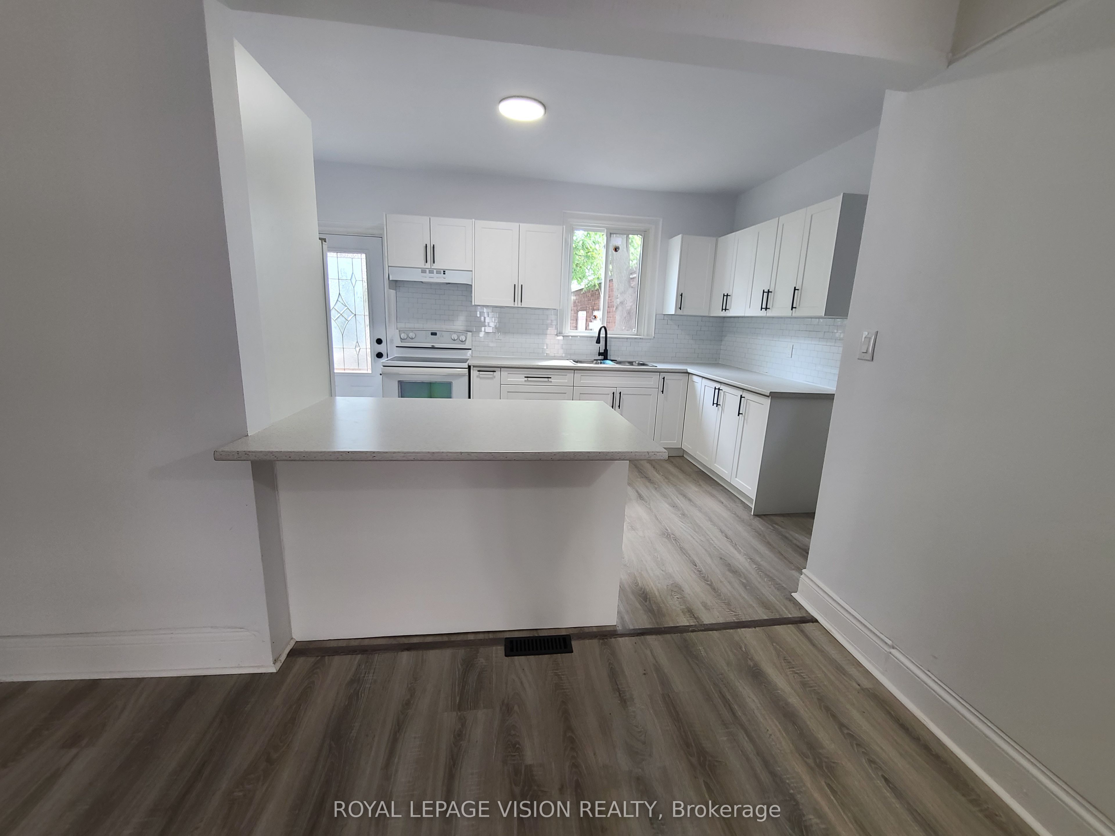 56 Munroe Street Property Photo 9