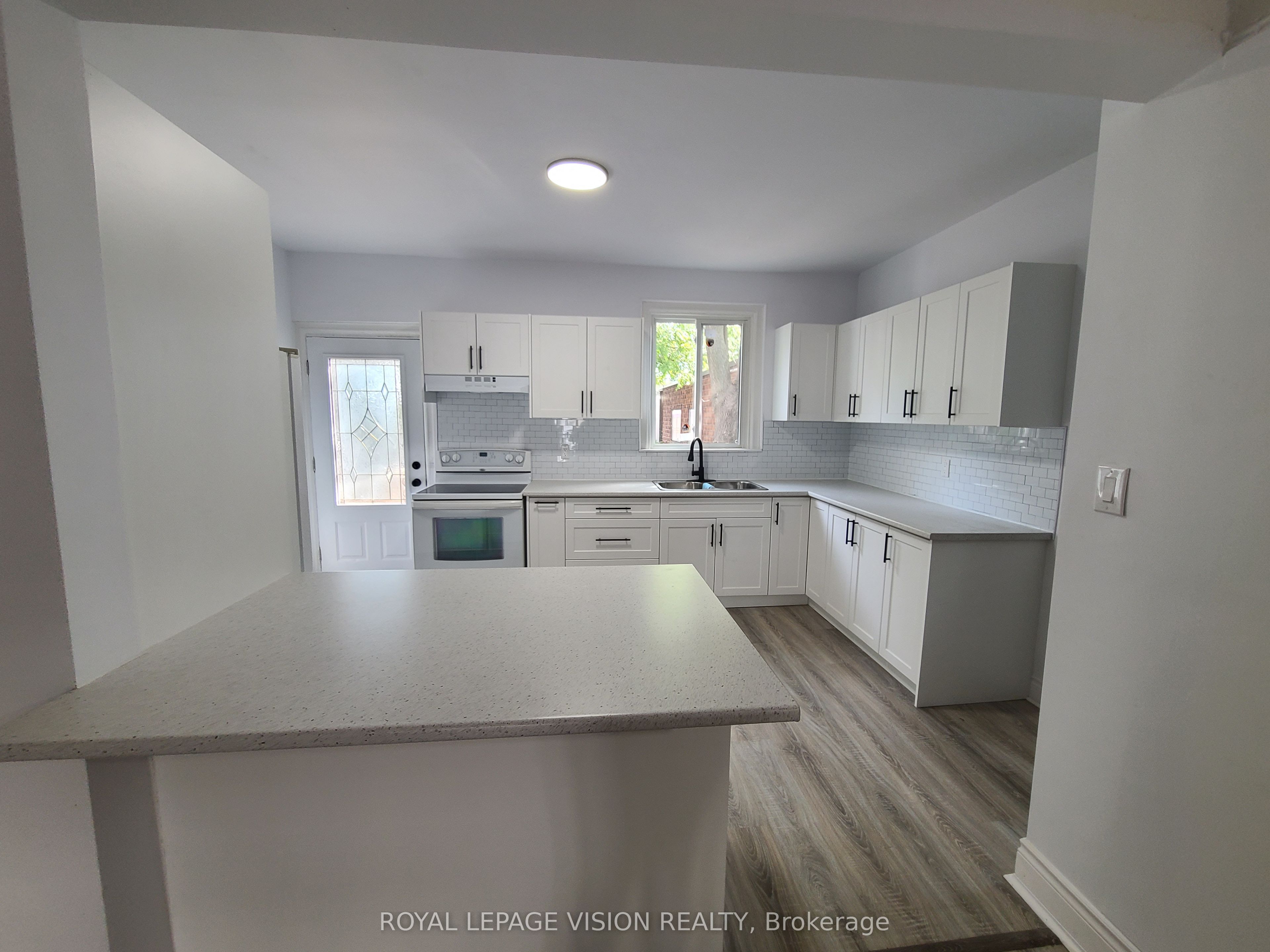 56 Munroe Street Property Photo 10