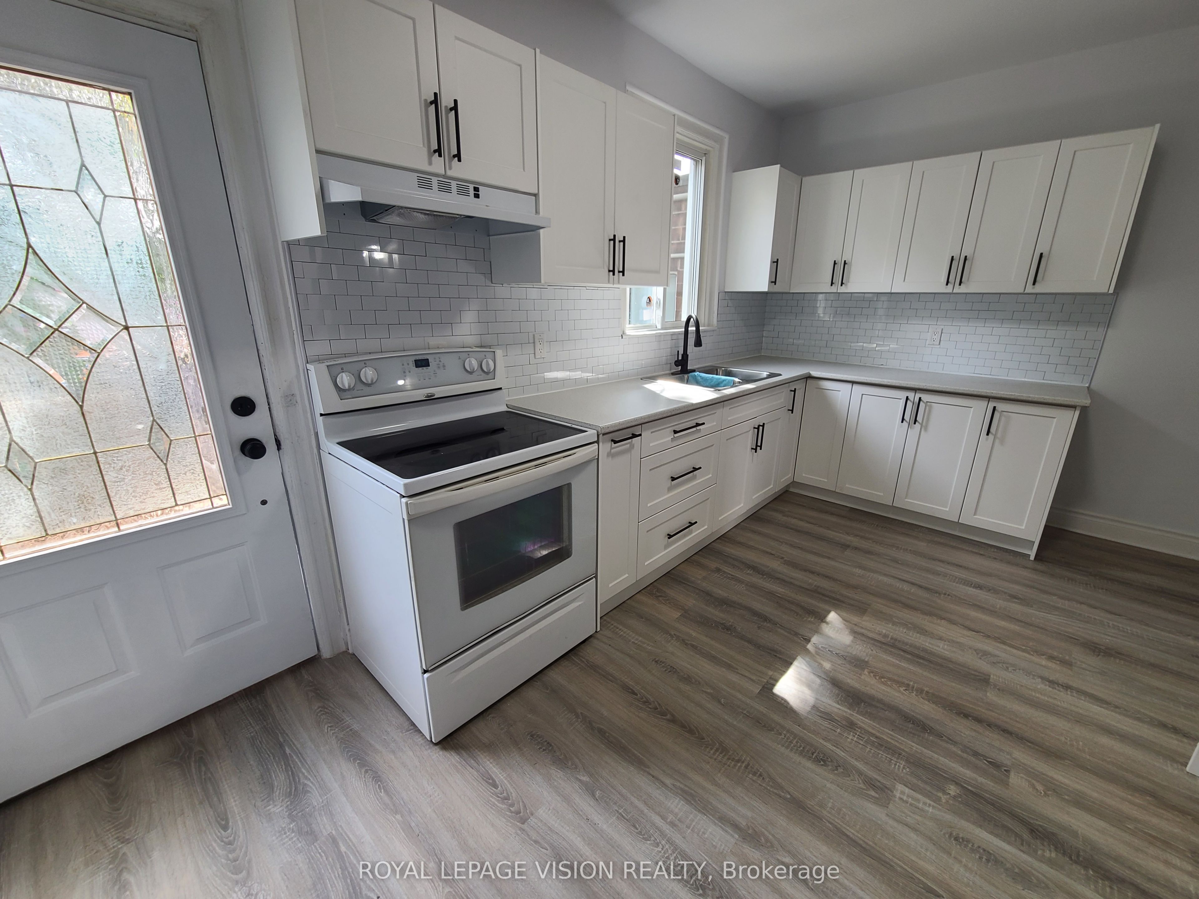 56 Munroe Street Property Photo 12