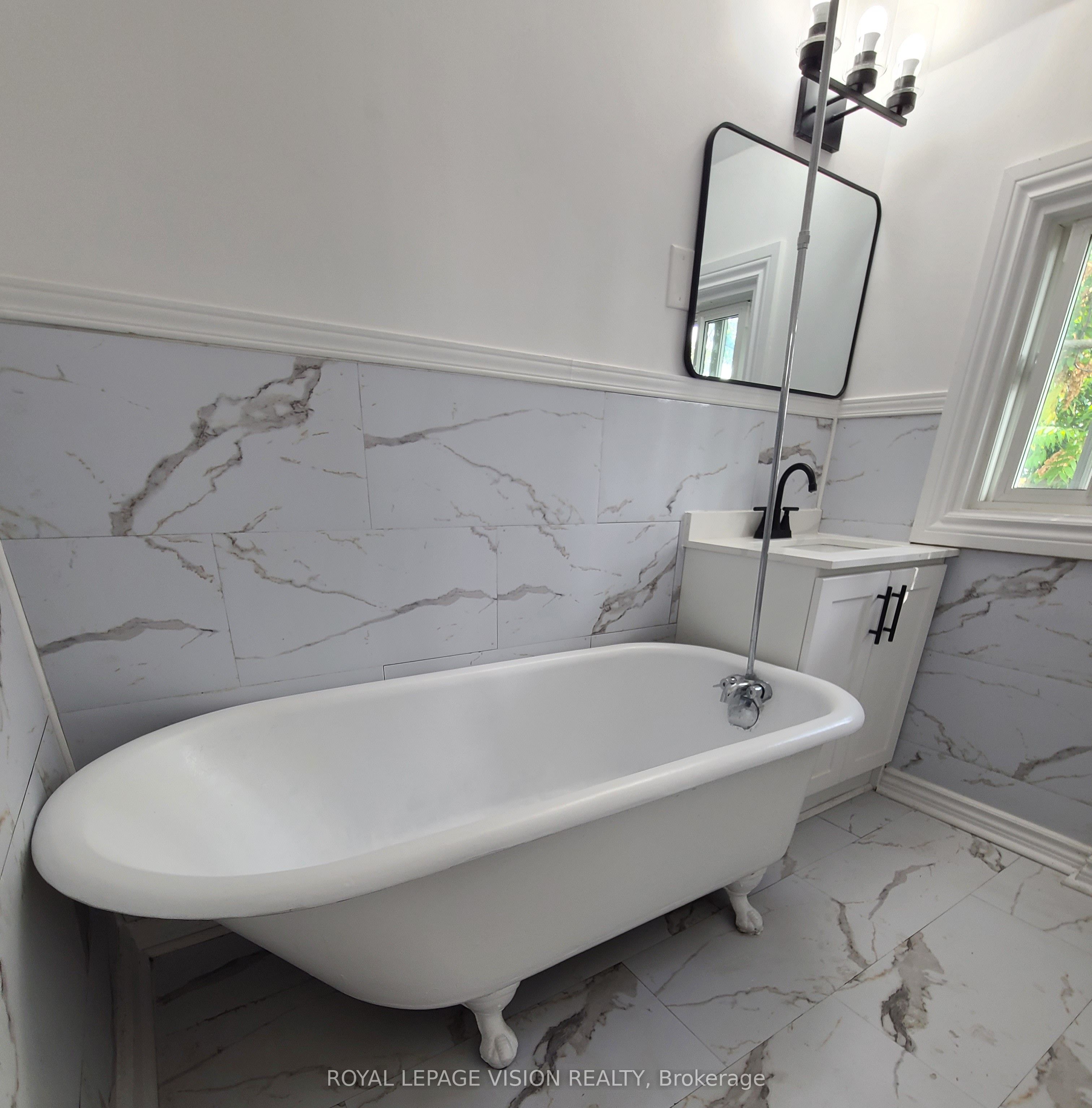 56 Munroe Street Property Photo 24