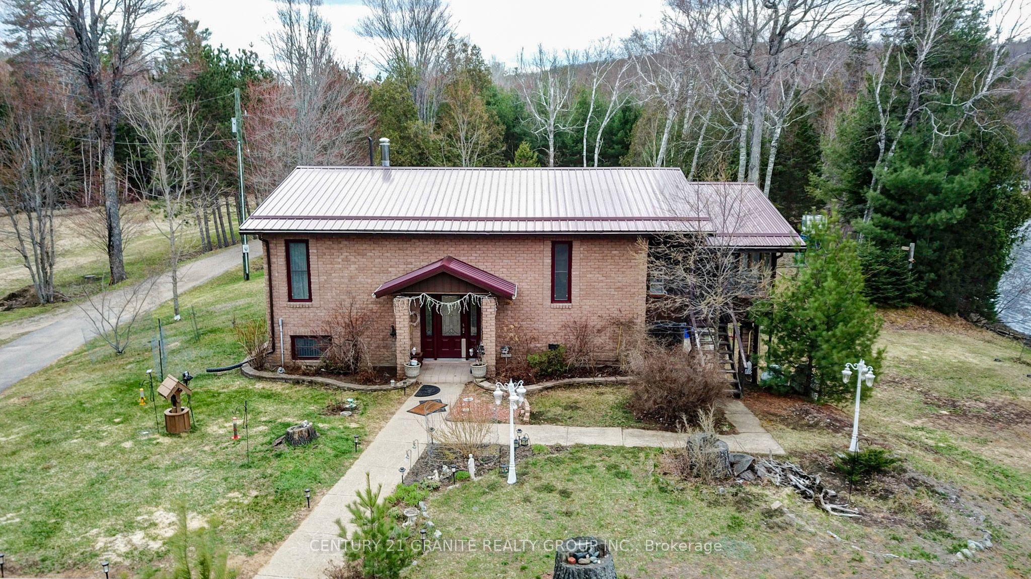 230 River Bend Drive Property Photo 5