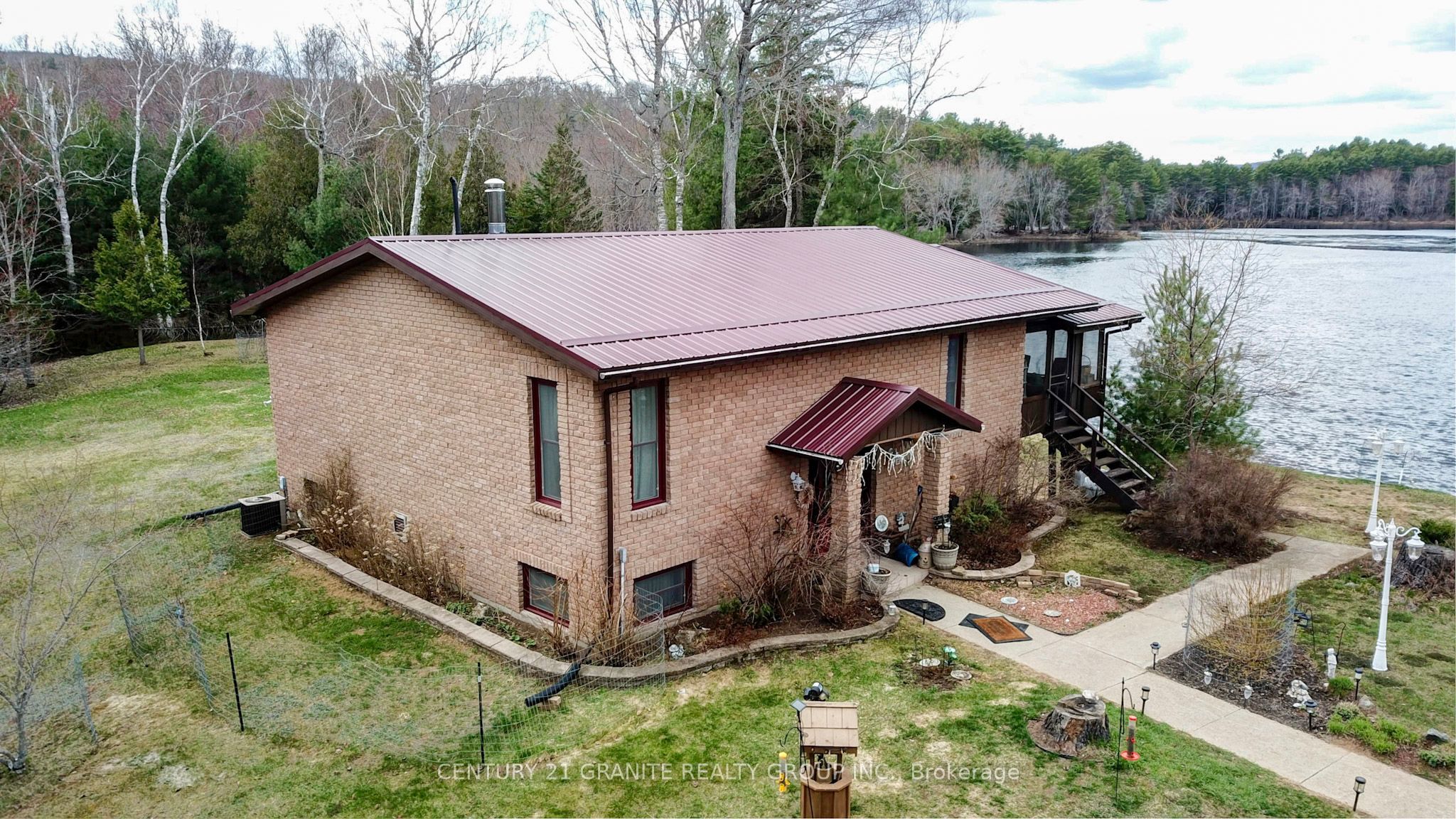 230 River Bend Drive Property Photo 7