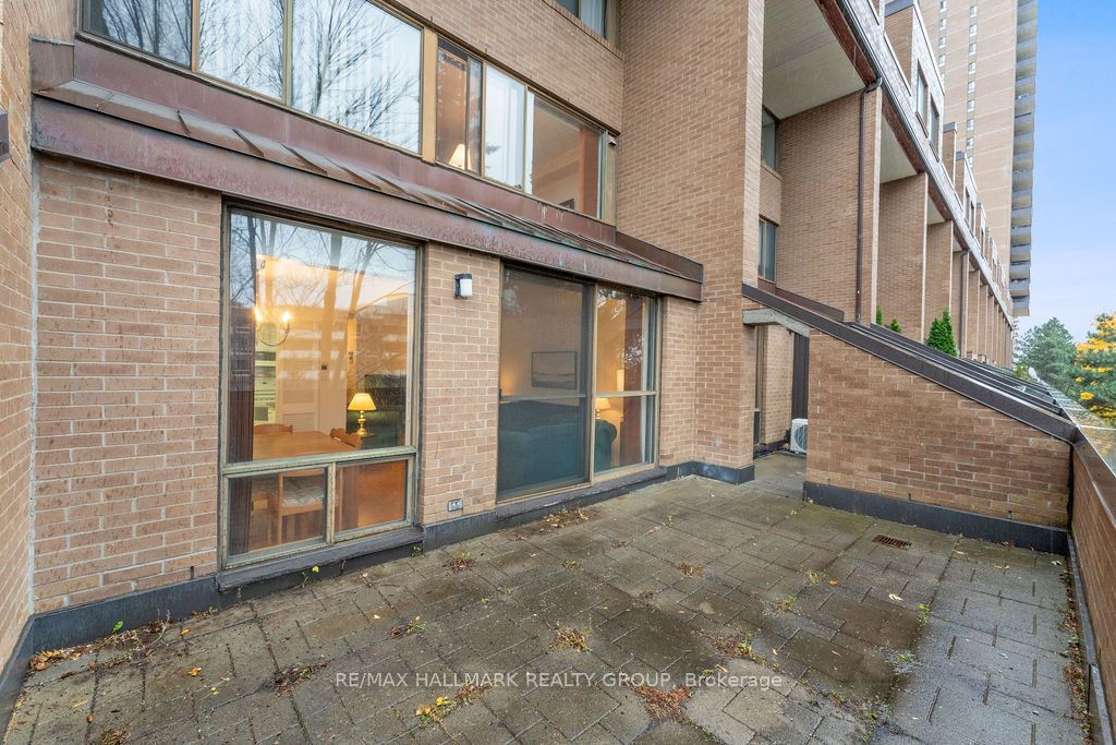 505 St Laurent Boulevard 350 Property Photo 36