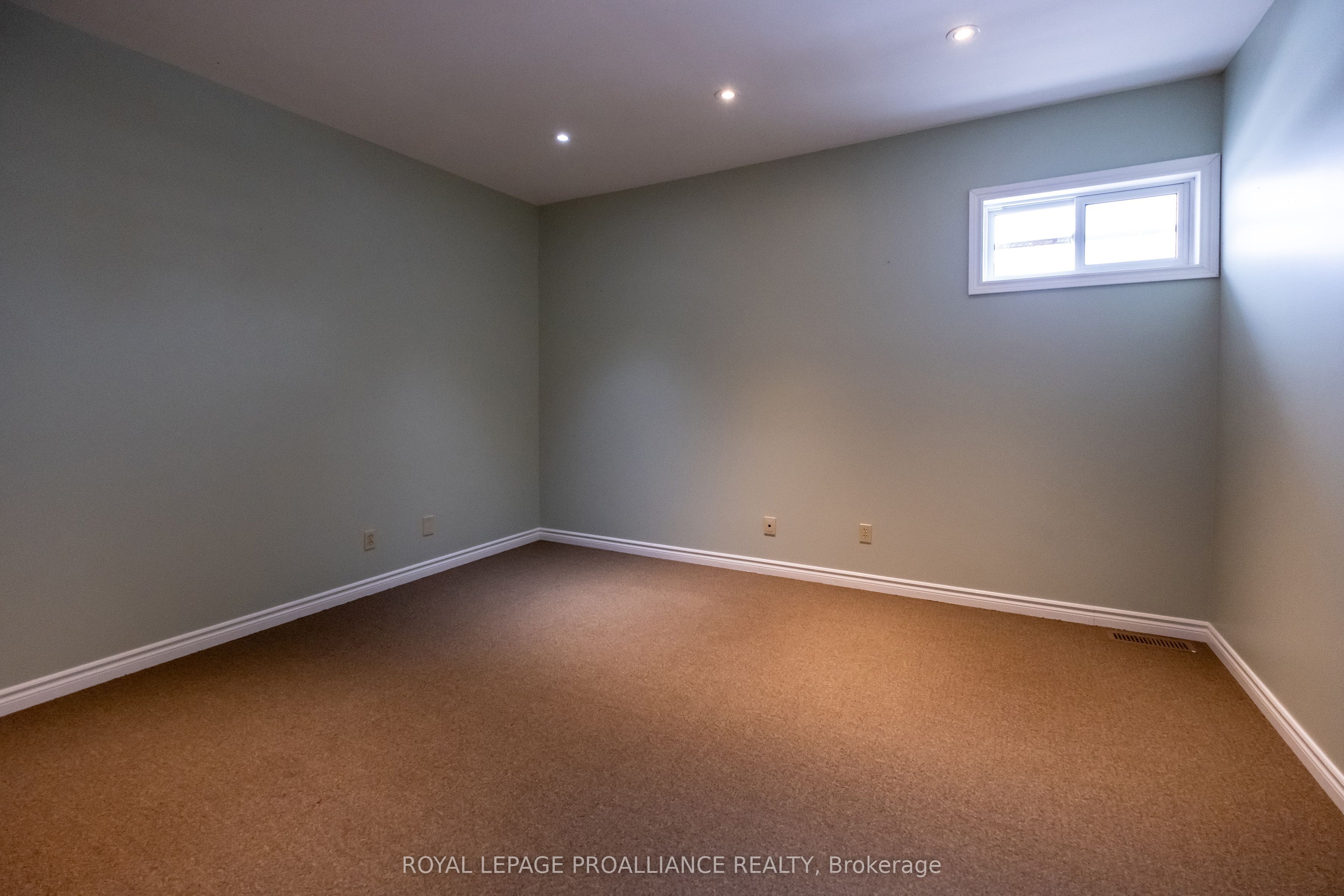 320 Sidney Street 2 Property Photo 11