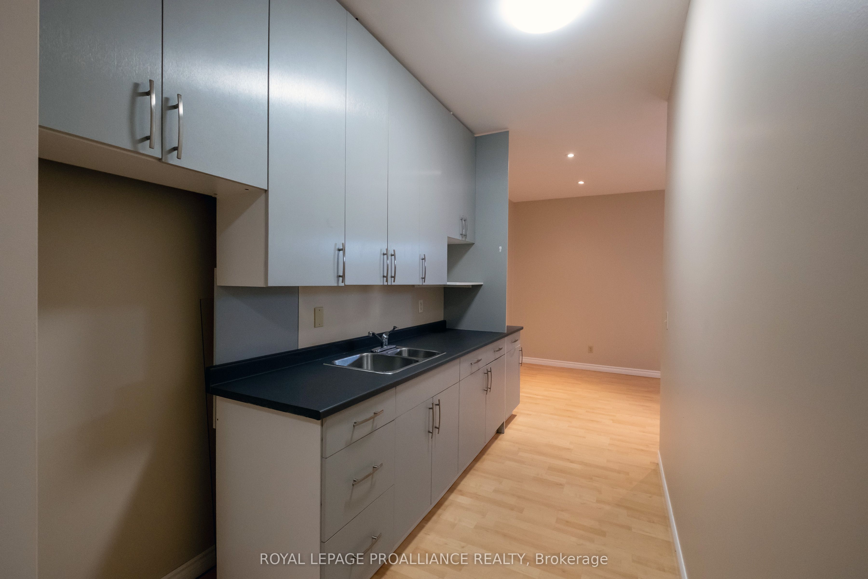 320 Sidney Street 2 Property Photo 15