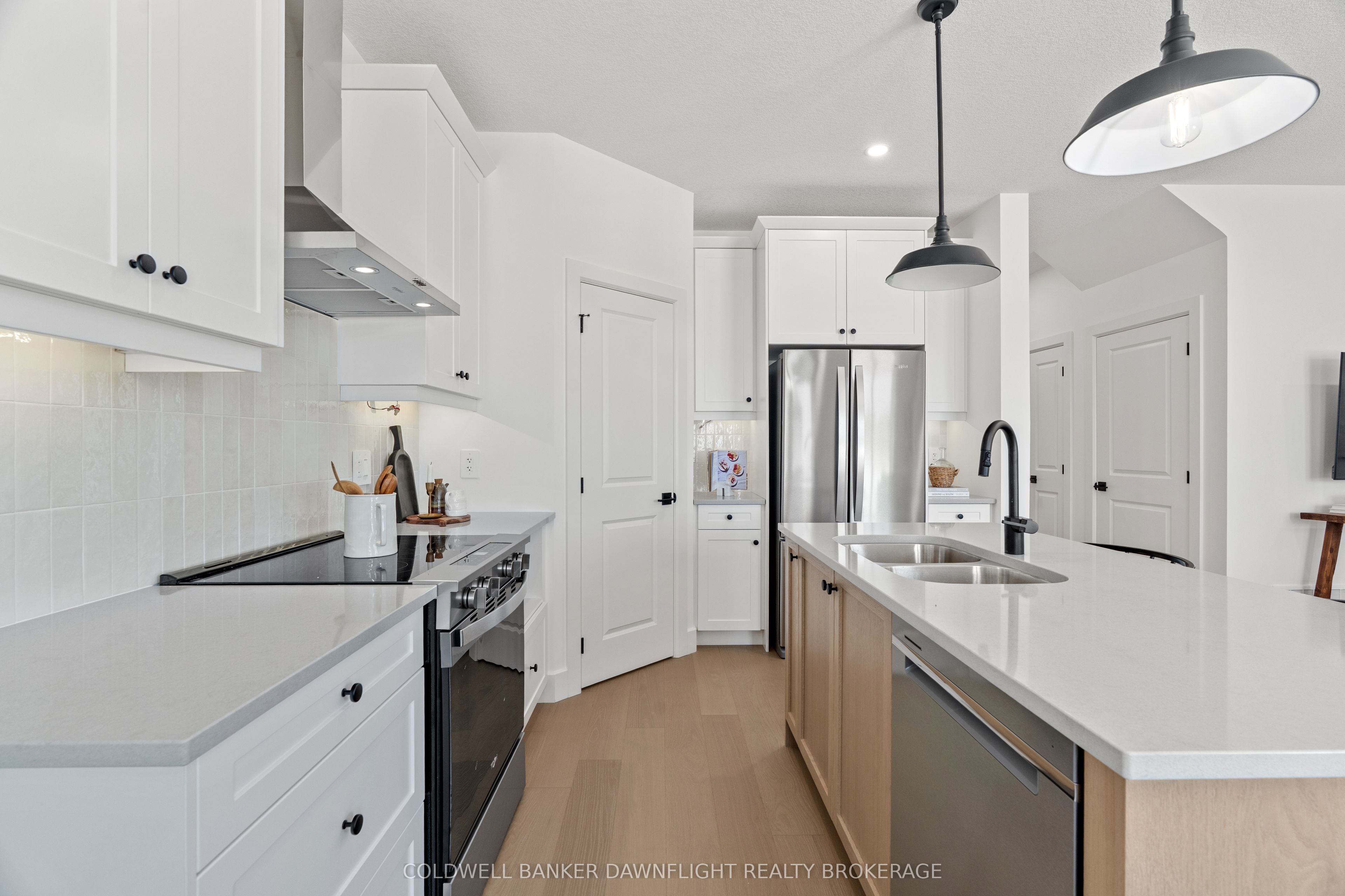 147 Scotts Drive 18 Property Photo 15