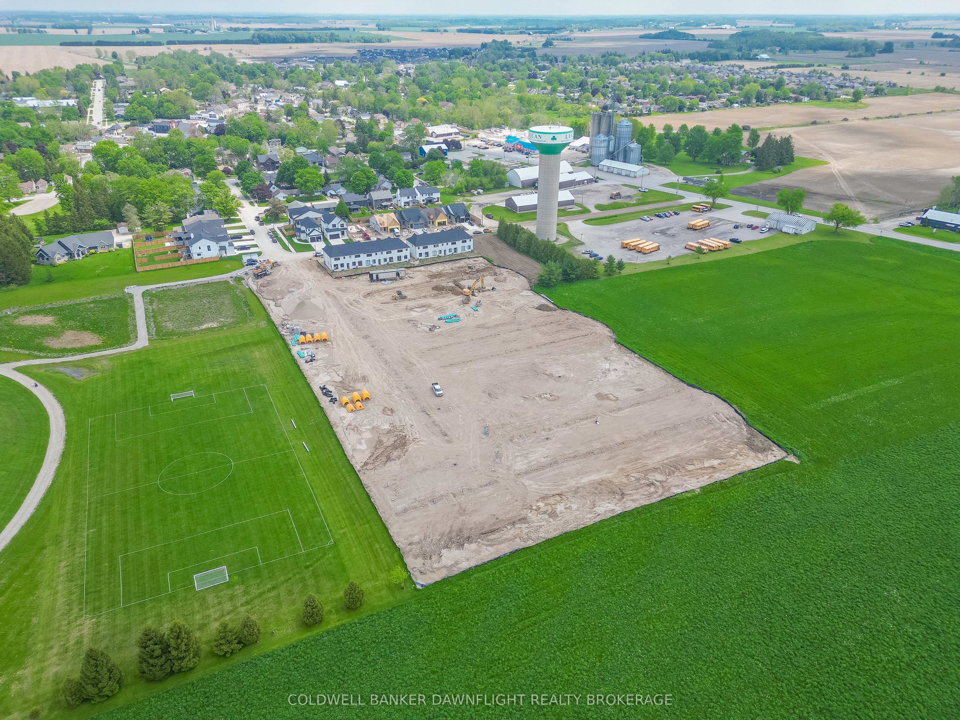 147 Scotts Drive 18 Property Photo 40