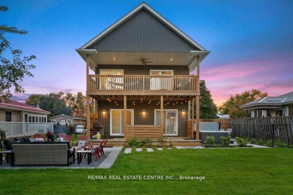 54 Lakeview Ave Property Photo 1