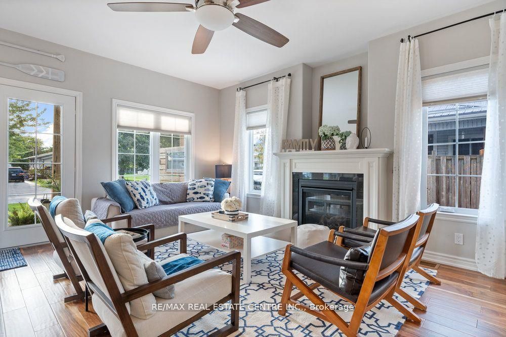 54 Lakeview Ave Property Photo 14