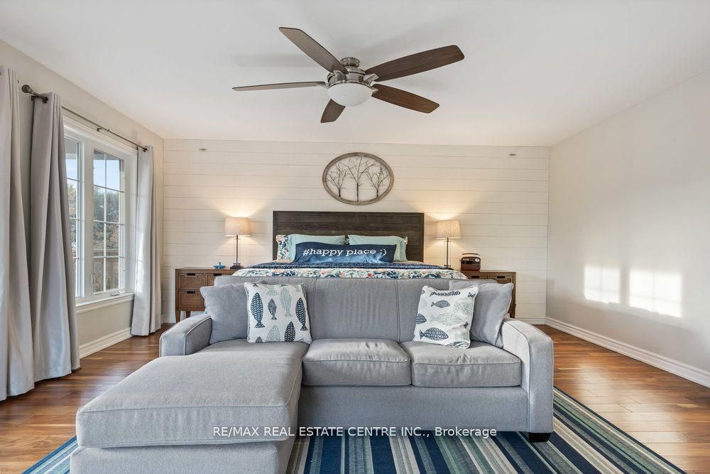 54 Lakeview Ave Property Photo 25