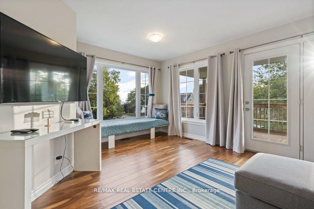 54 Lakeview Ave Property Photo 26