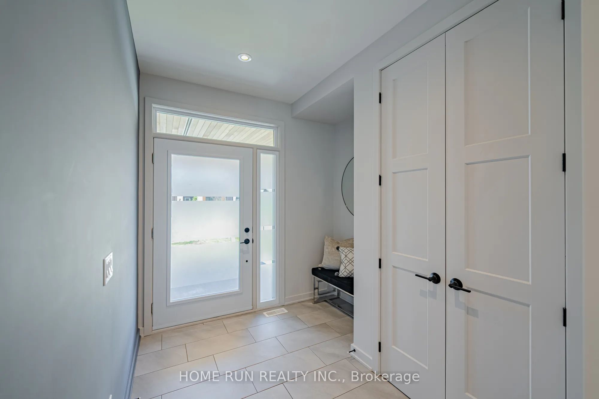 530 Tenor Rdg Property Photo 4