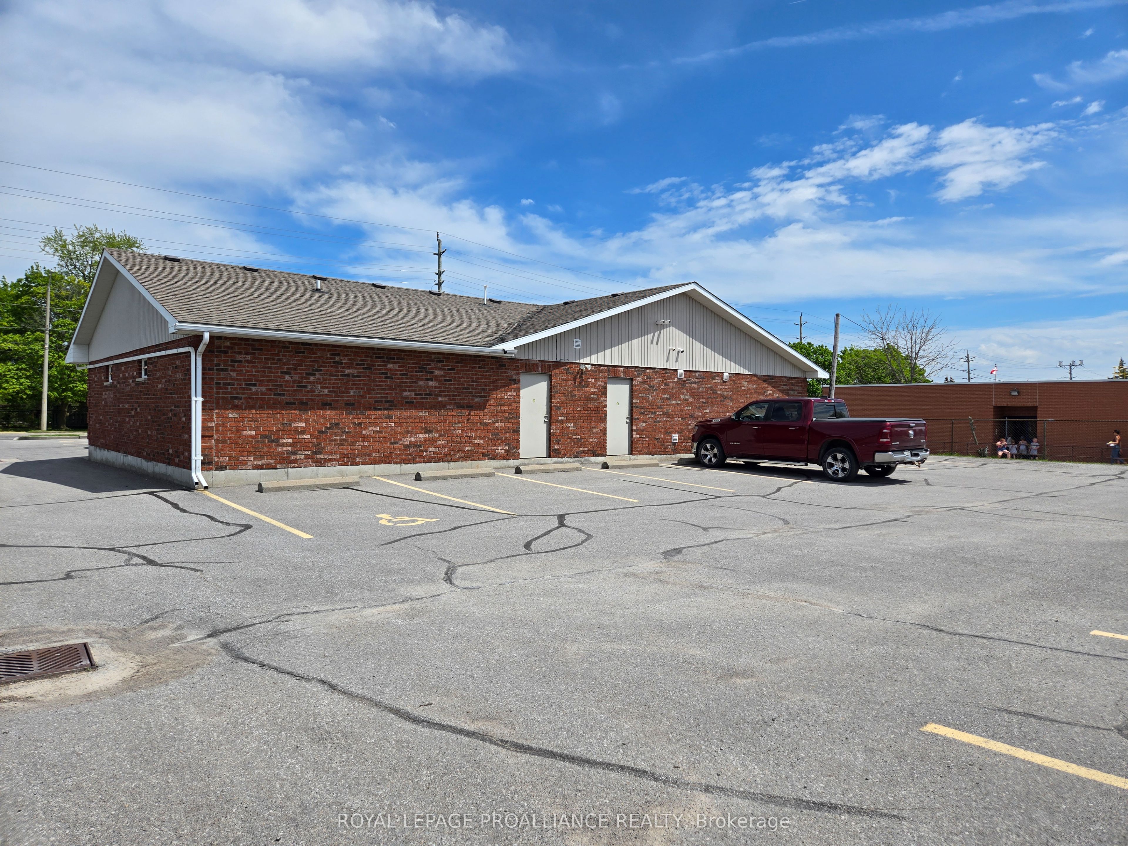 320 Sidney Street 1 Property Photo 4