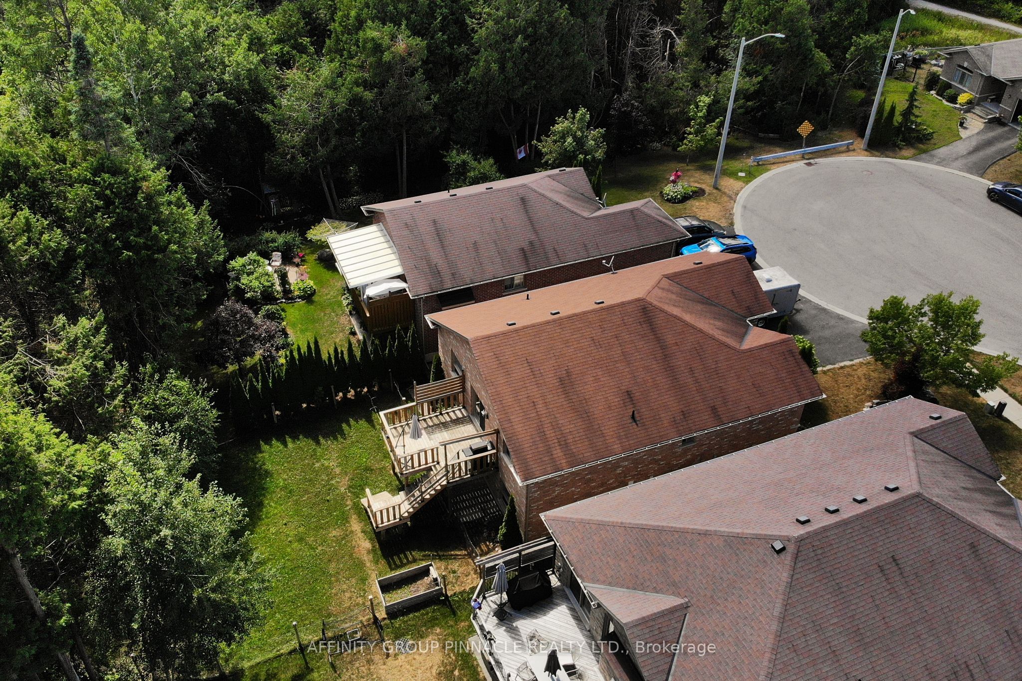 103 Cook St Property Photo 8