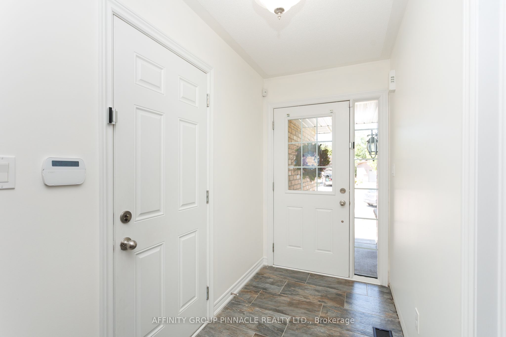 103 Cook St Property Photo 9