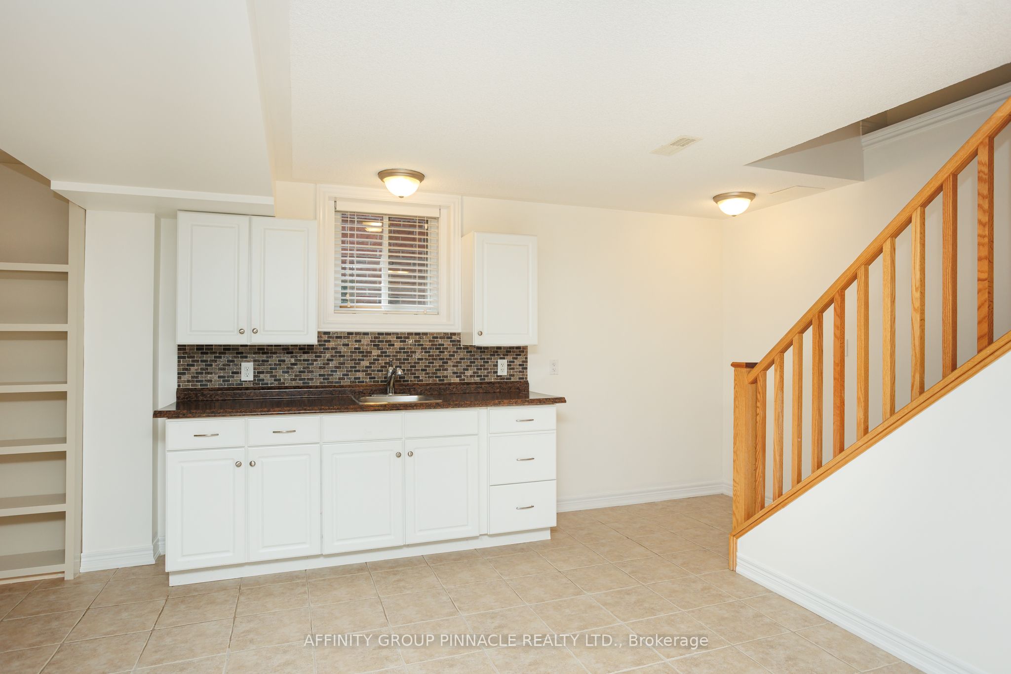 103 Cook St Property Photo 29