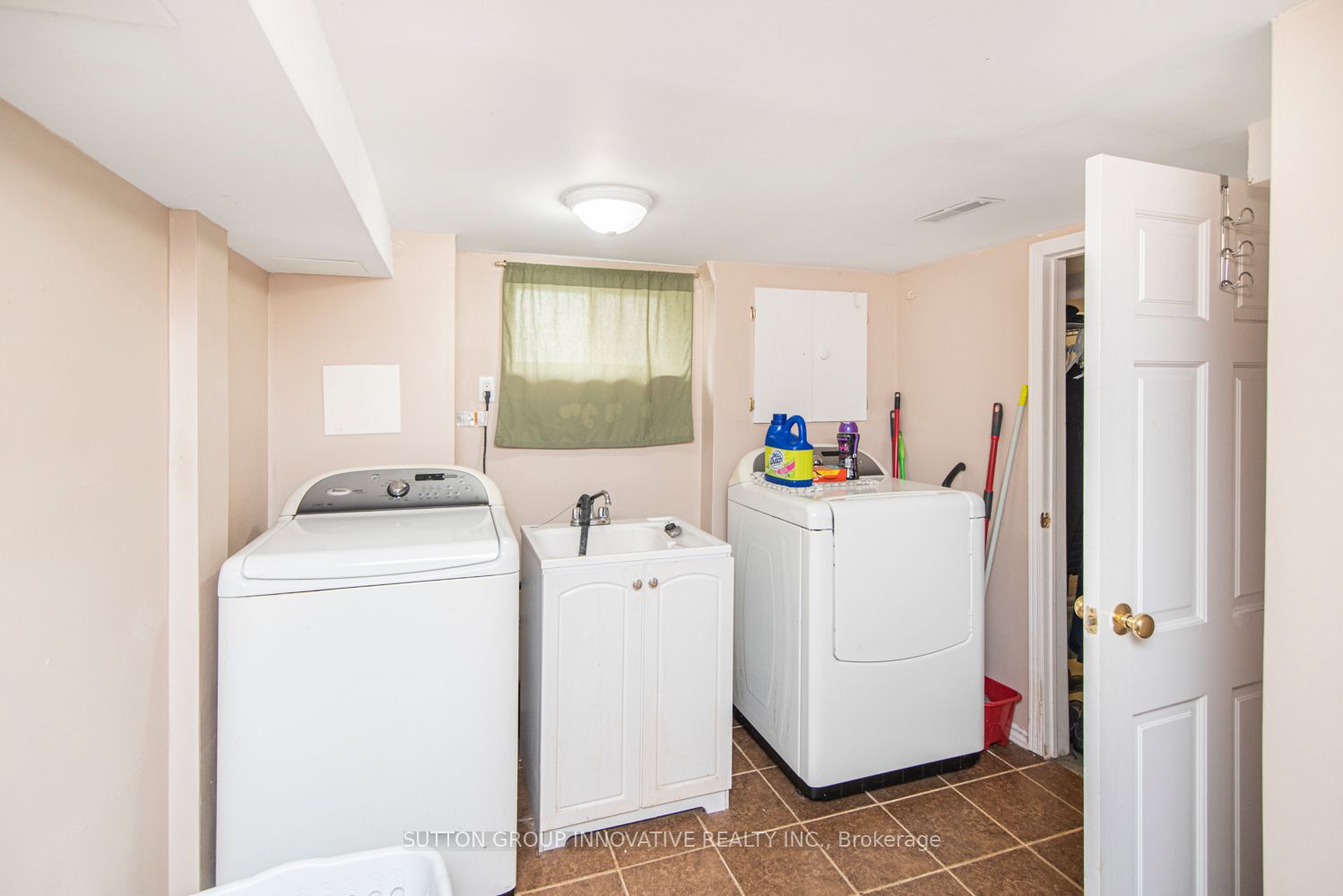 22 Mahony Ave Property Photo 27