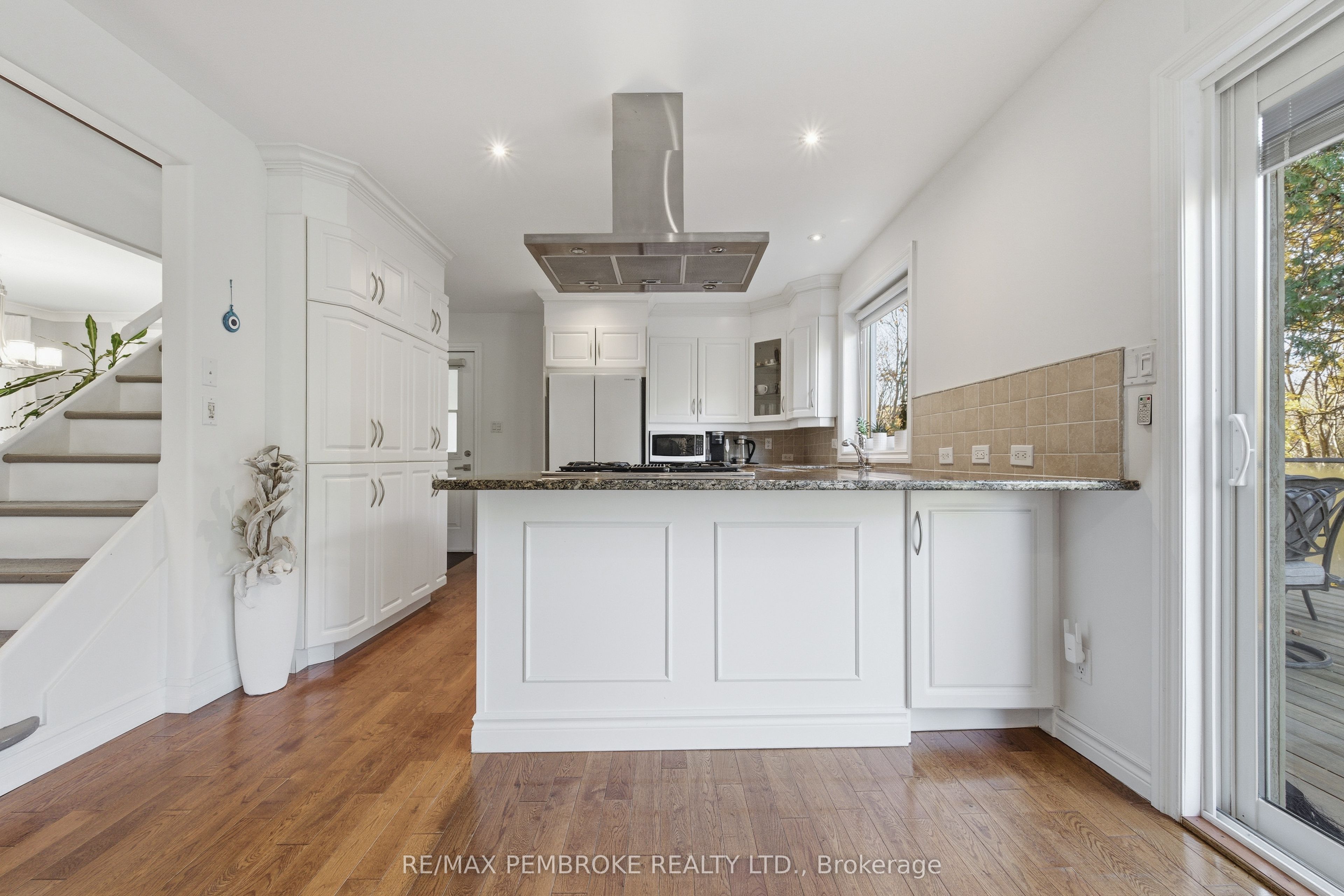 1793 Mill Street Property Photo 7