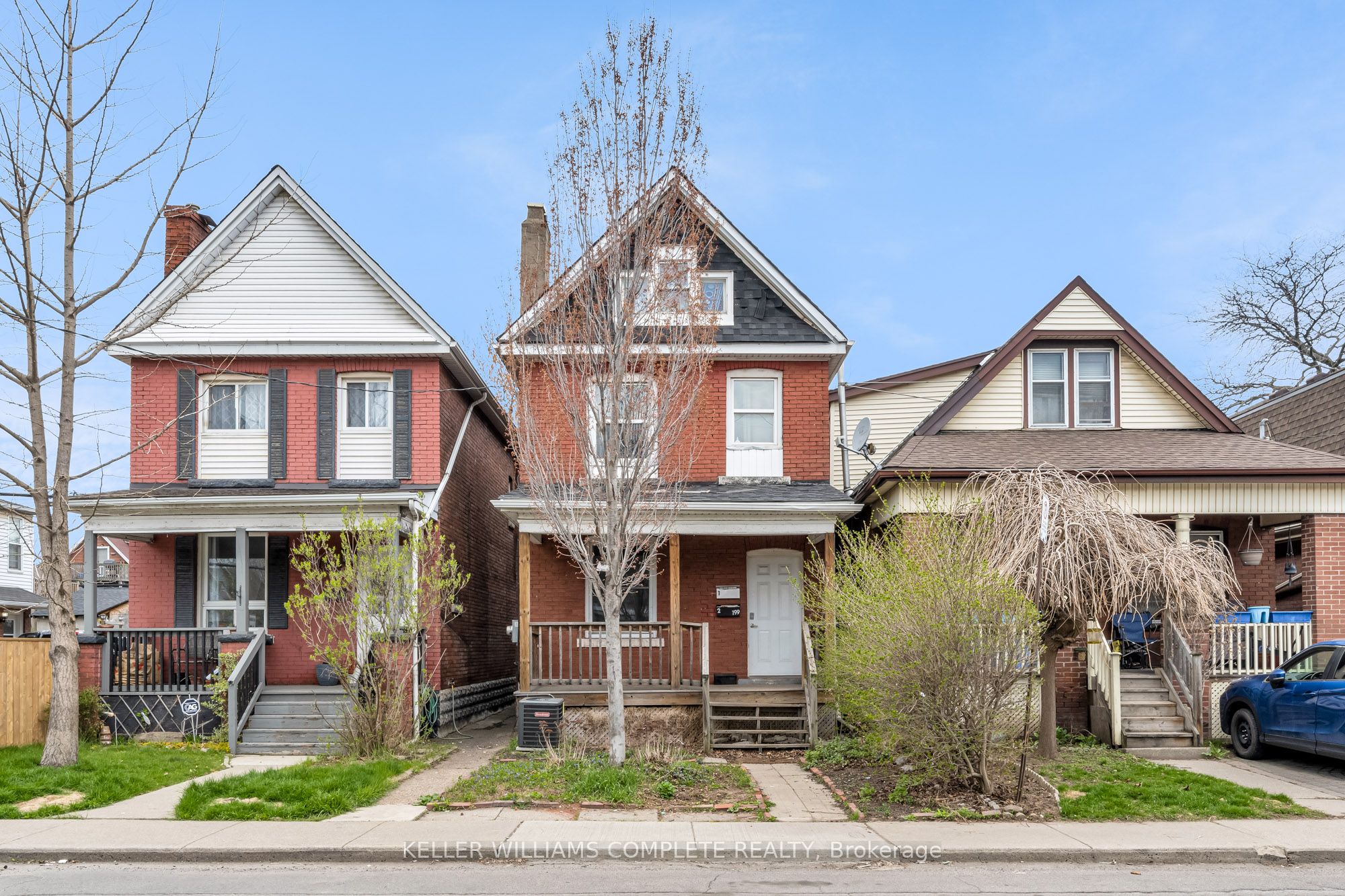 199 Balmoral Ave N Property Photo 1