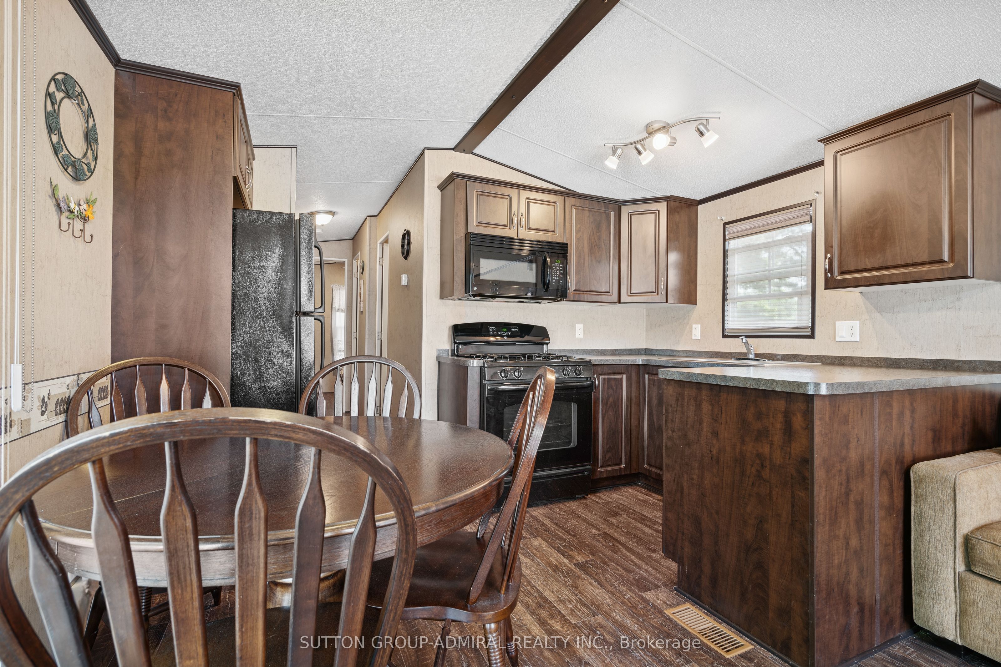 1082 Shamrock Marina Rd Property Photo 20