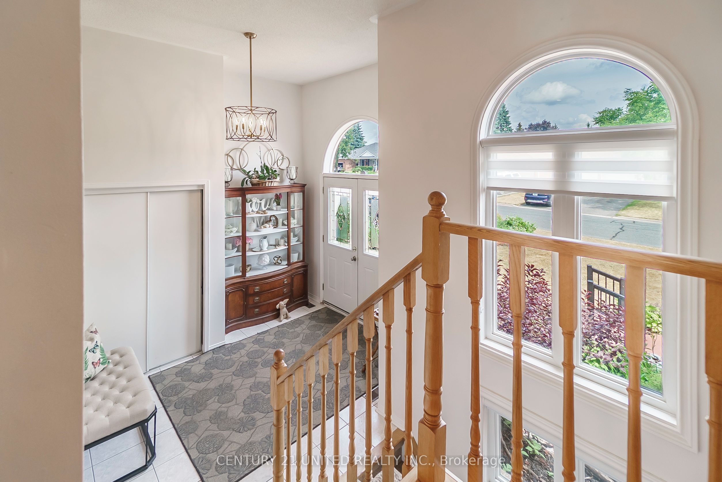 1455 Glenforest Crescent Property Photo 7