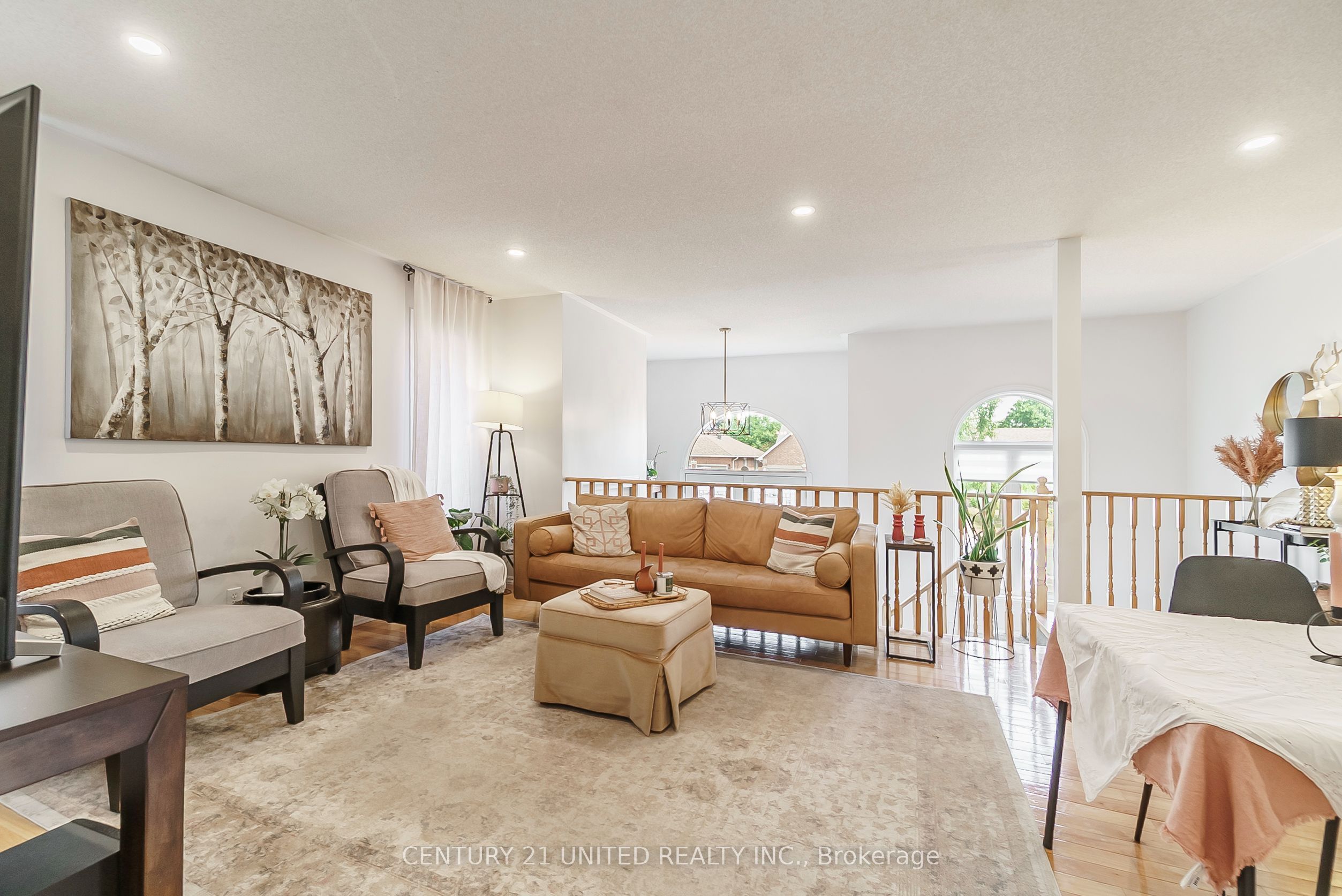 1455 Glenforest Crescent Property Photo 10