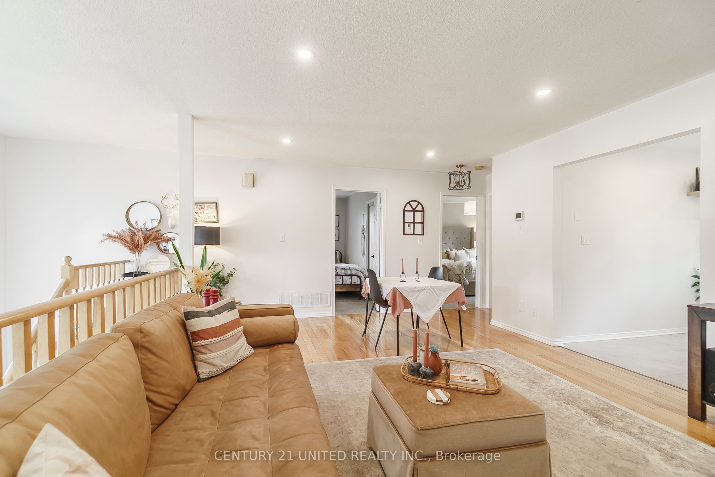 1455 Glenforest Crescent Property Photo 12