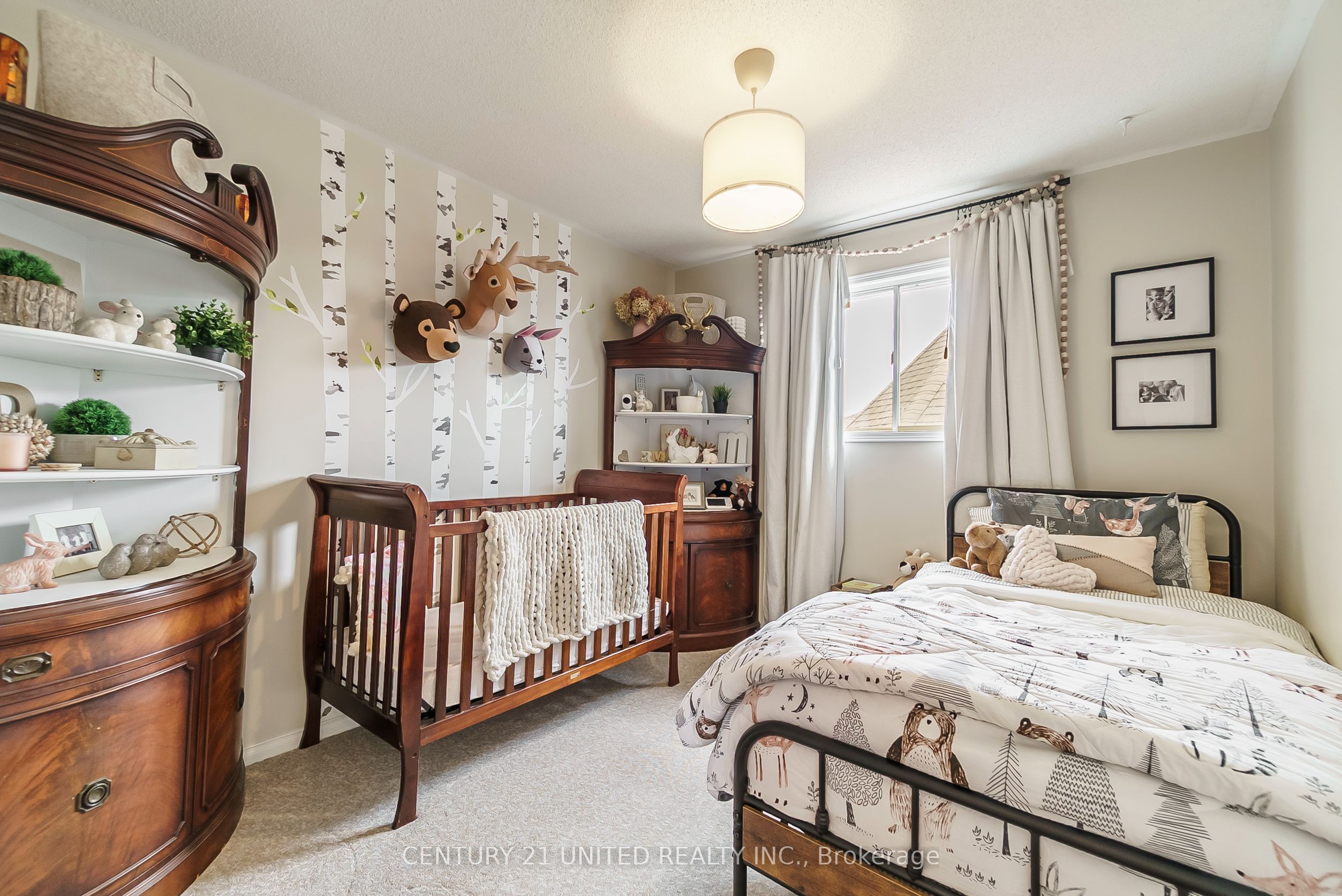 1455 Glenforest Crescent Property Photo 23