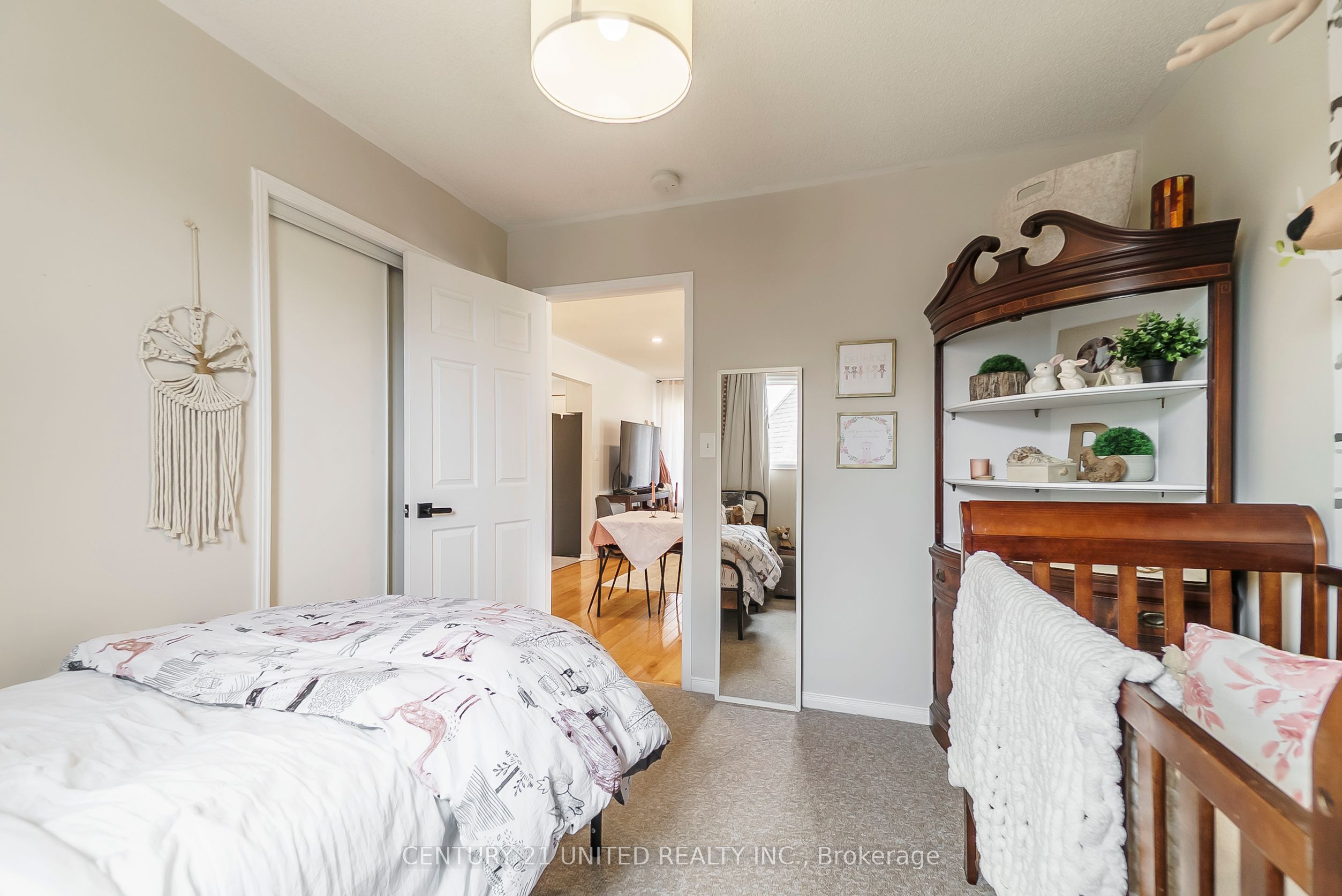 1455 Glenforest Crescent Property Photo 24