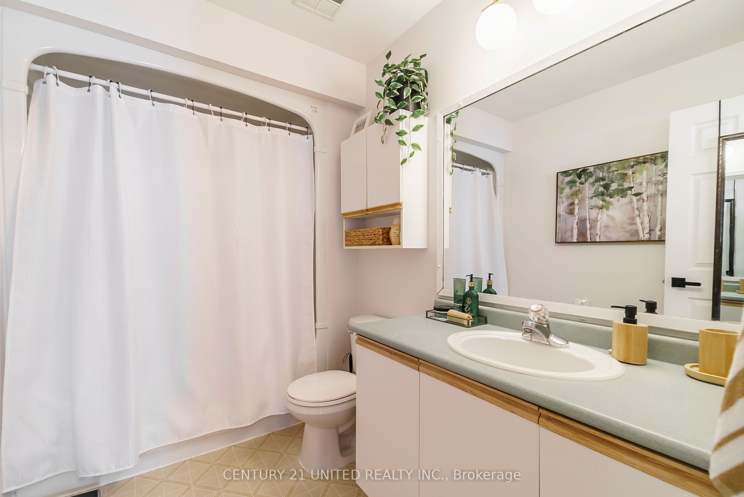 1455 Glenforest Crescent Property Photo 25