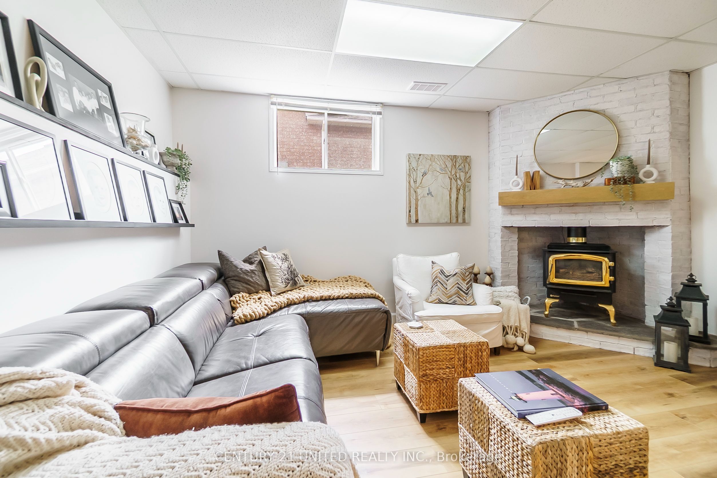 1455 Glenforest Crescent Property Photo 31