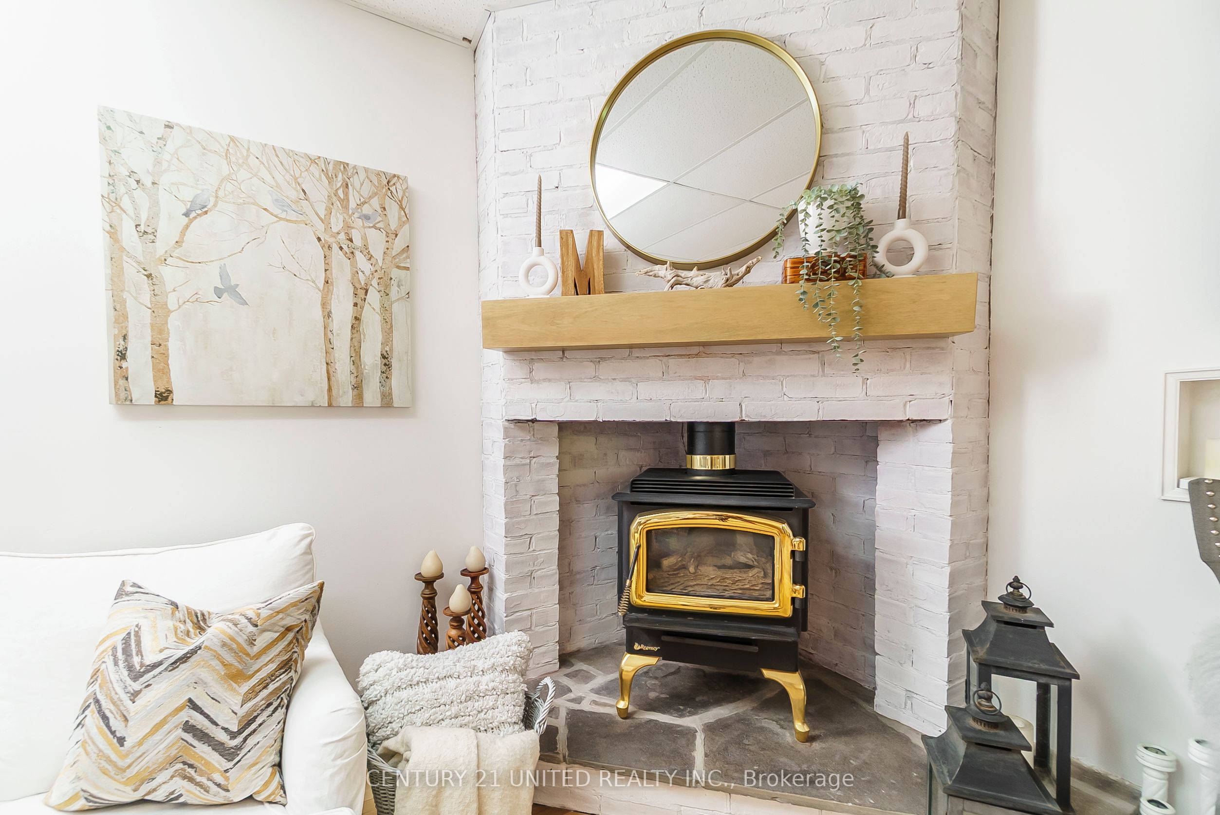 1455 Glenforest Crescent Property Photo 35