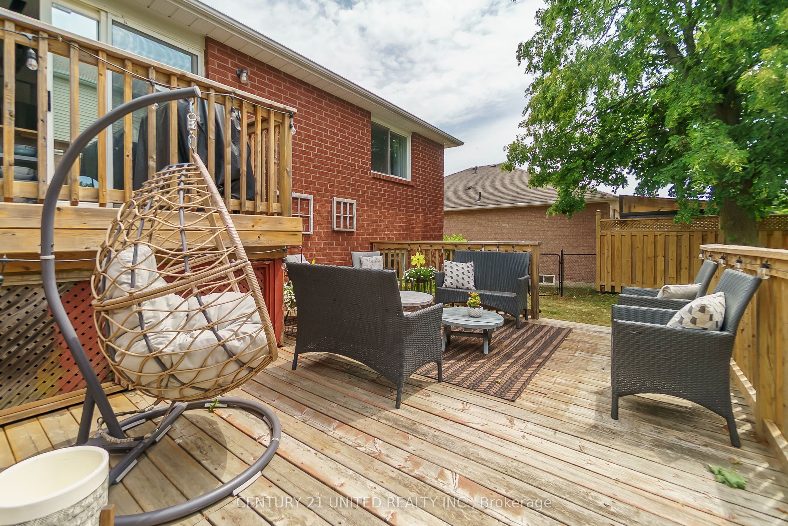 1455 Glenforest Crescent Property Photo 40