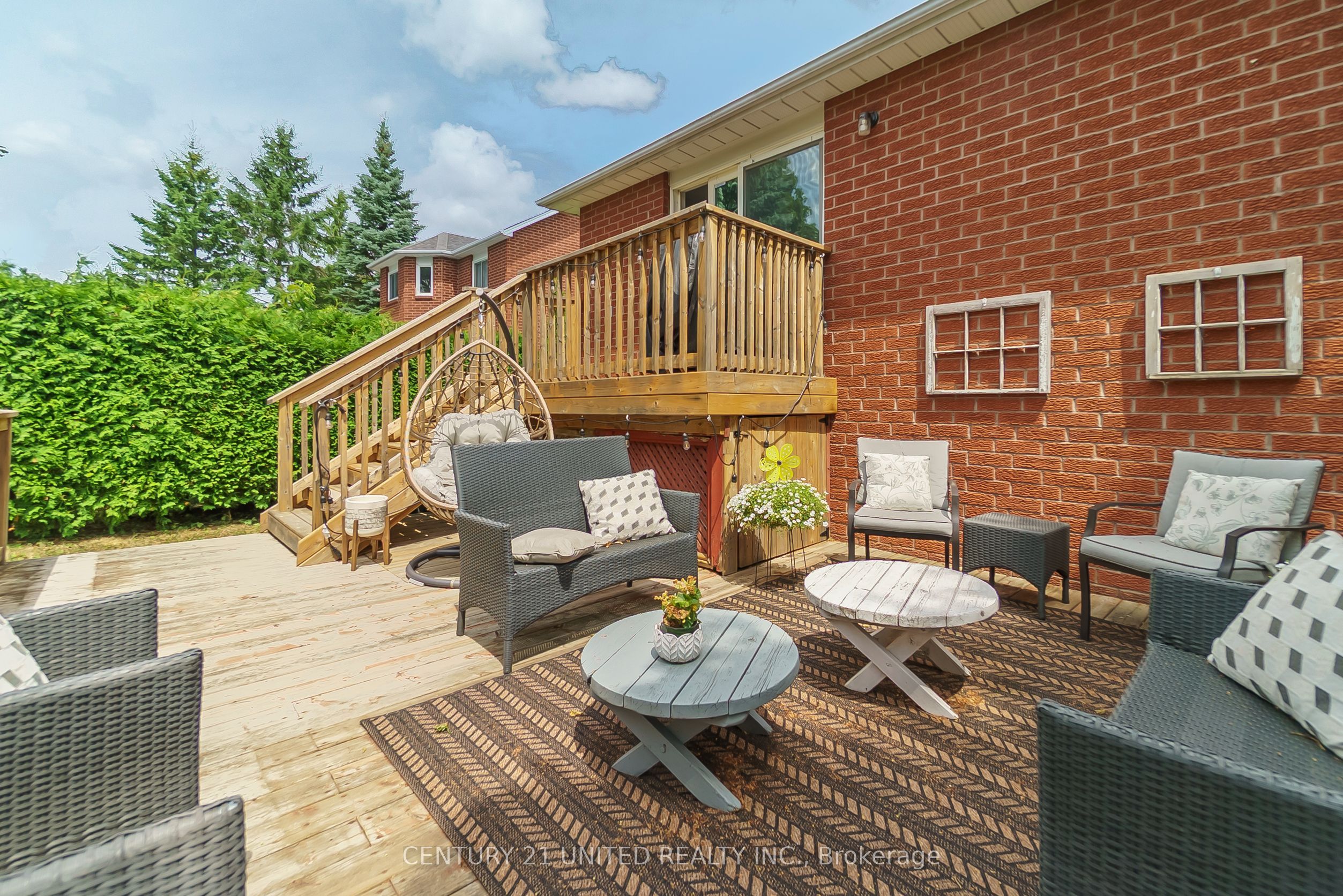 1455 Glenforest Crescent Property Photo 41