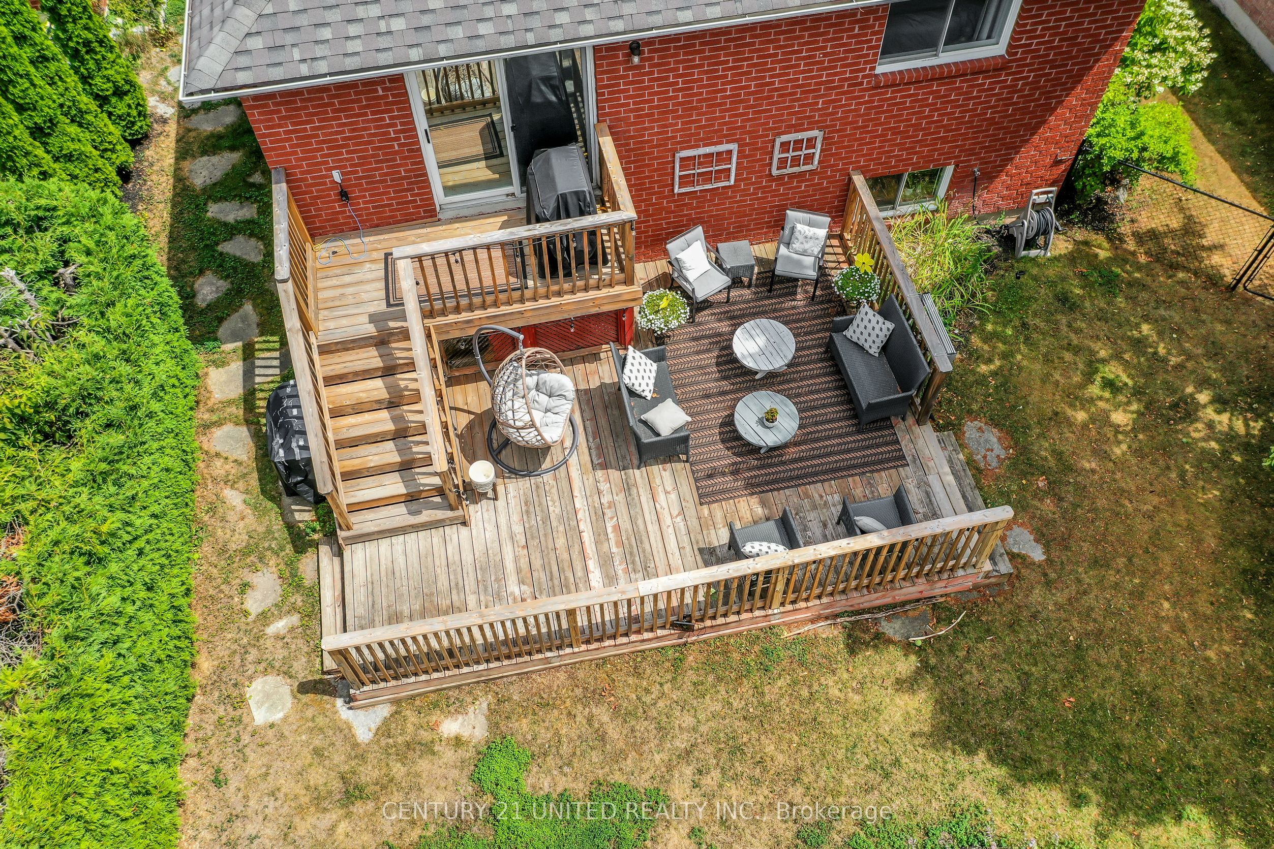 1455 Glenforest Crescent Property Photo 47