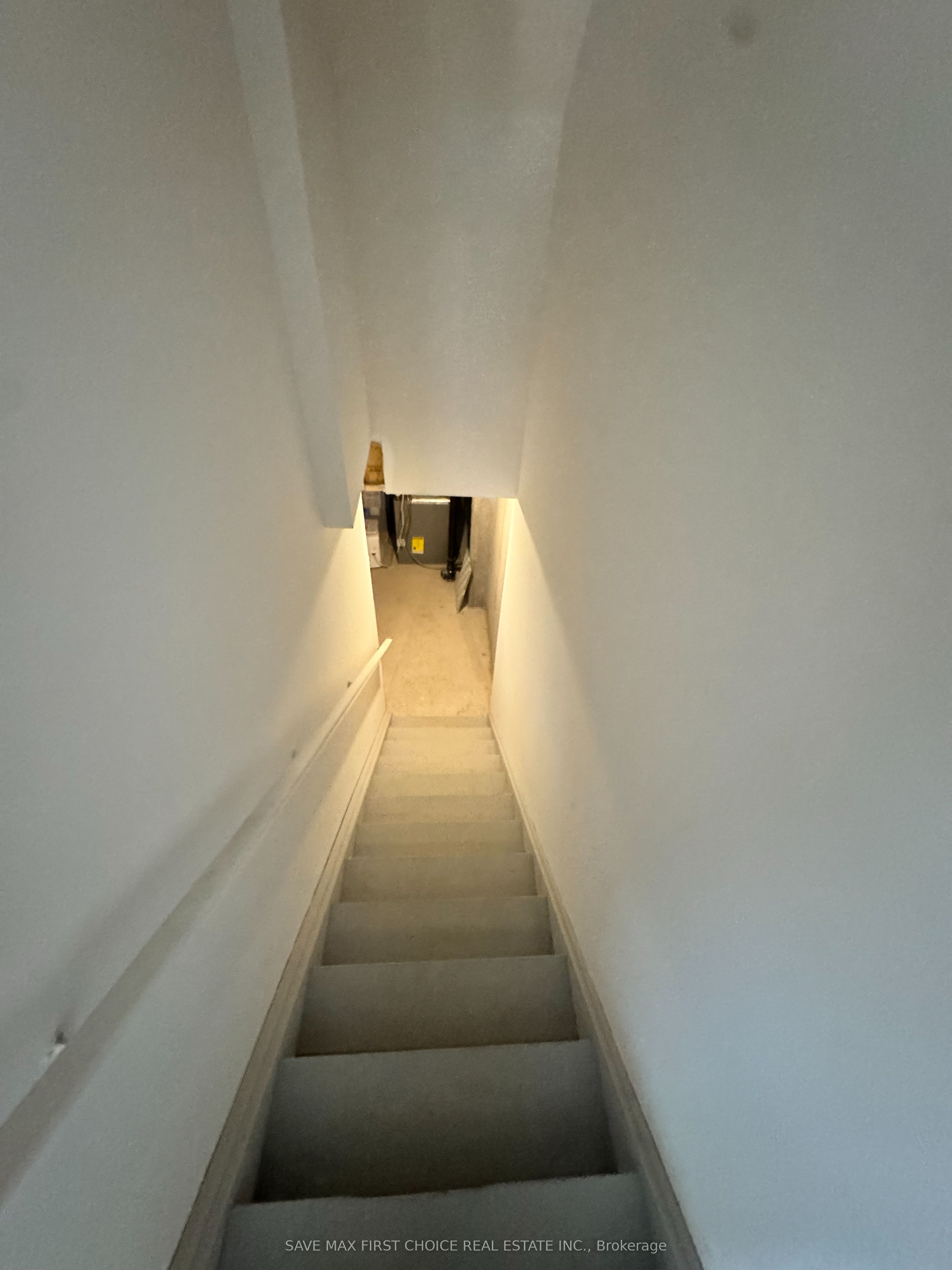 632 Anishinaabe Dr Property Photo 7