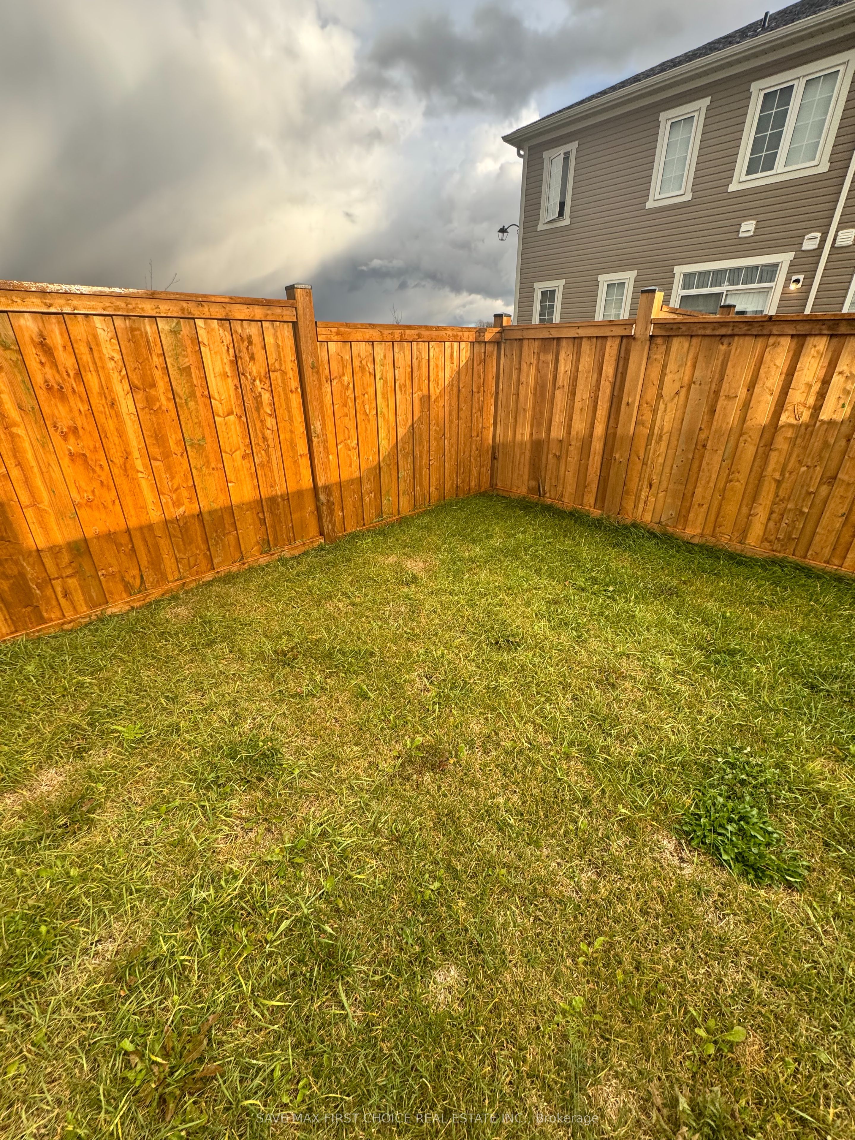 632 Anishinaabe Dr Property Photo 12