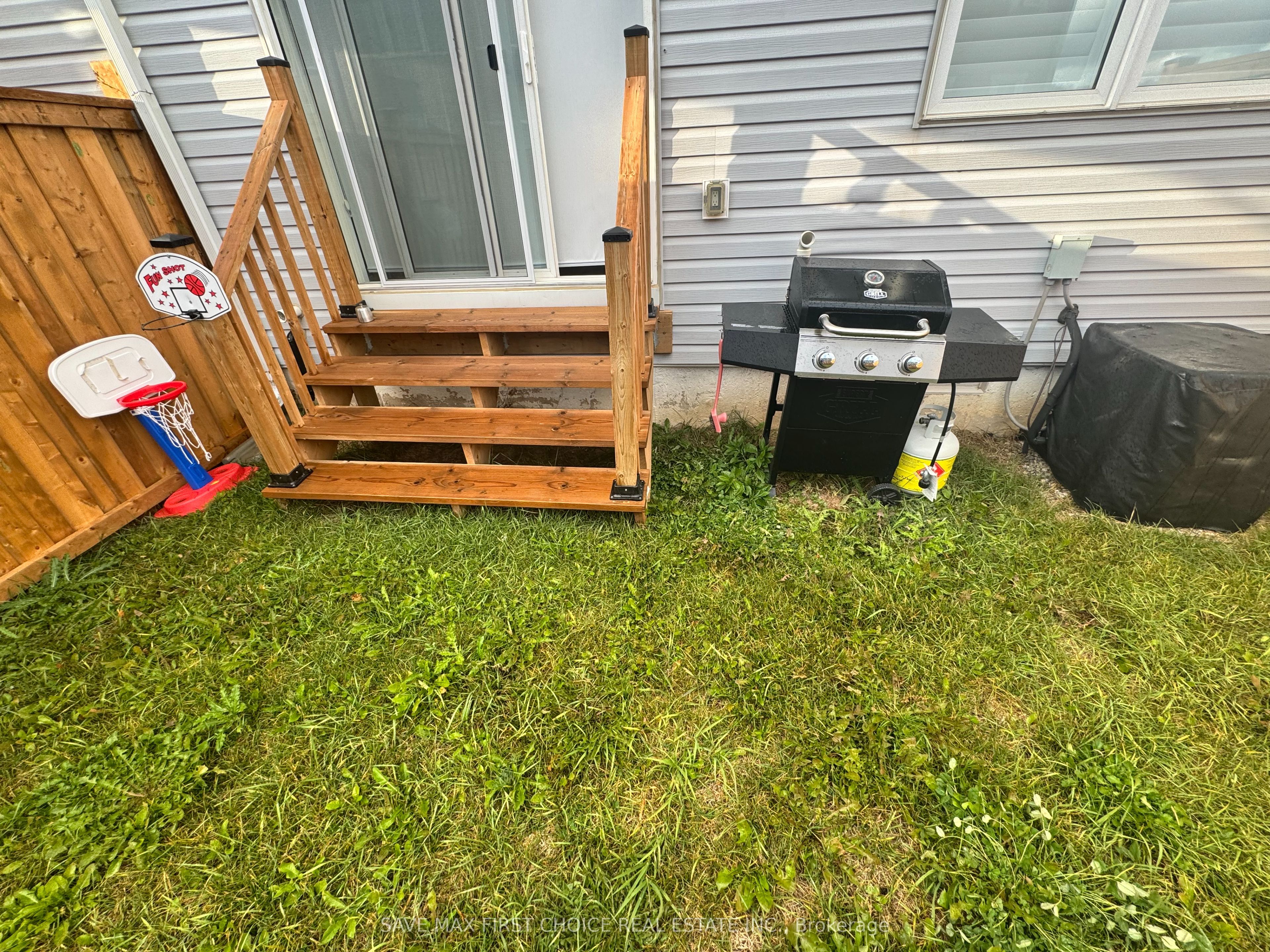 632 Anishinaabe Dr Property Photo 13