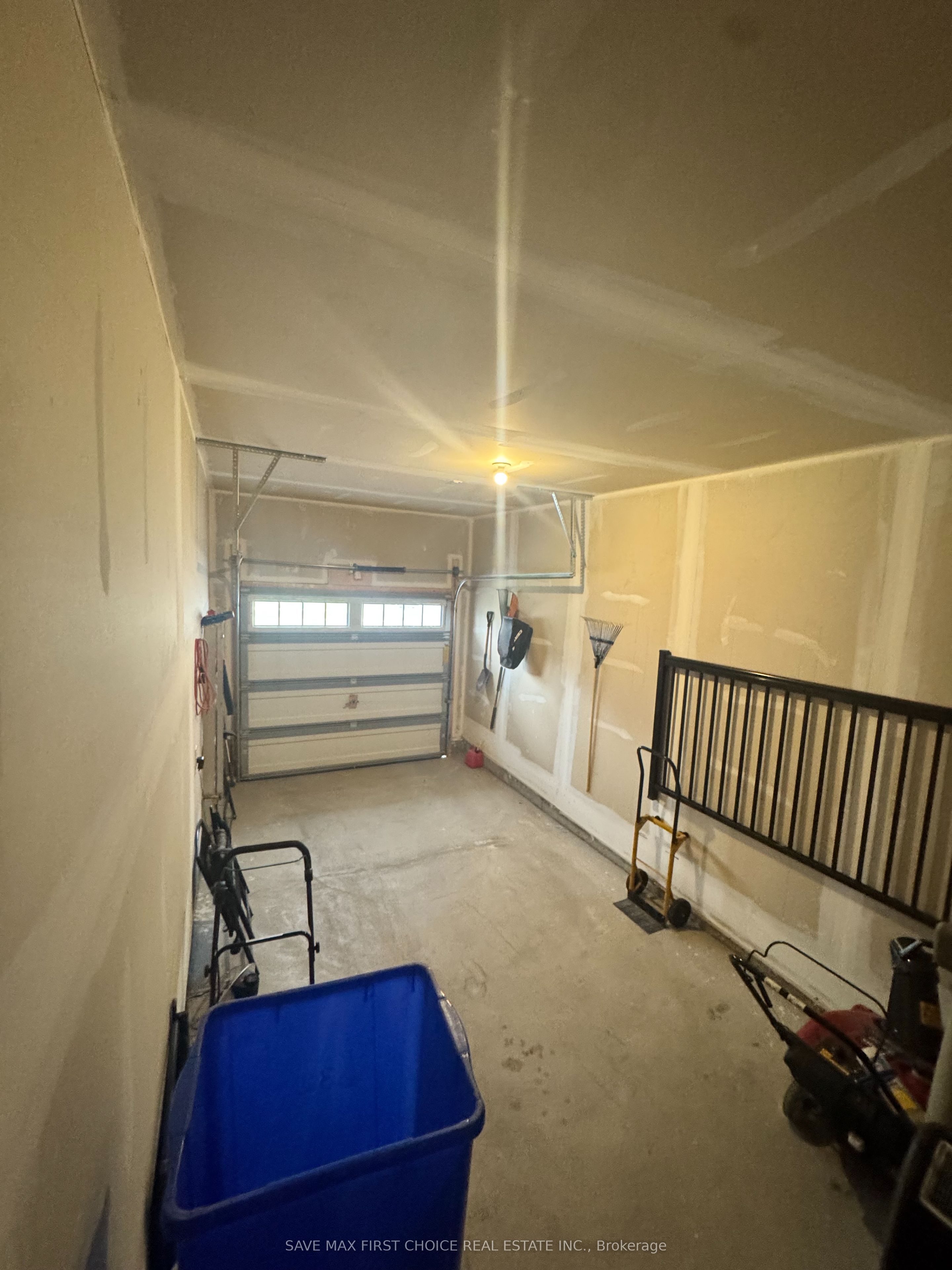 632 Anishinaabe Dr Property Photo 16