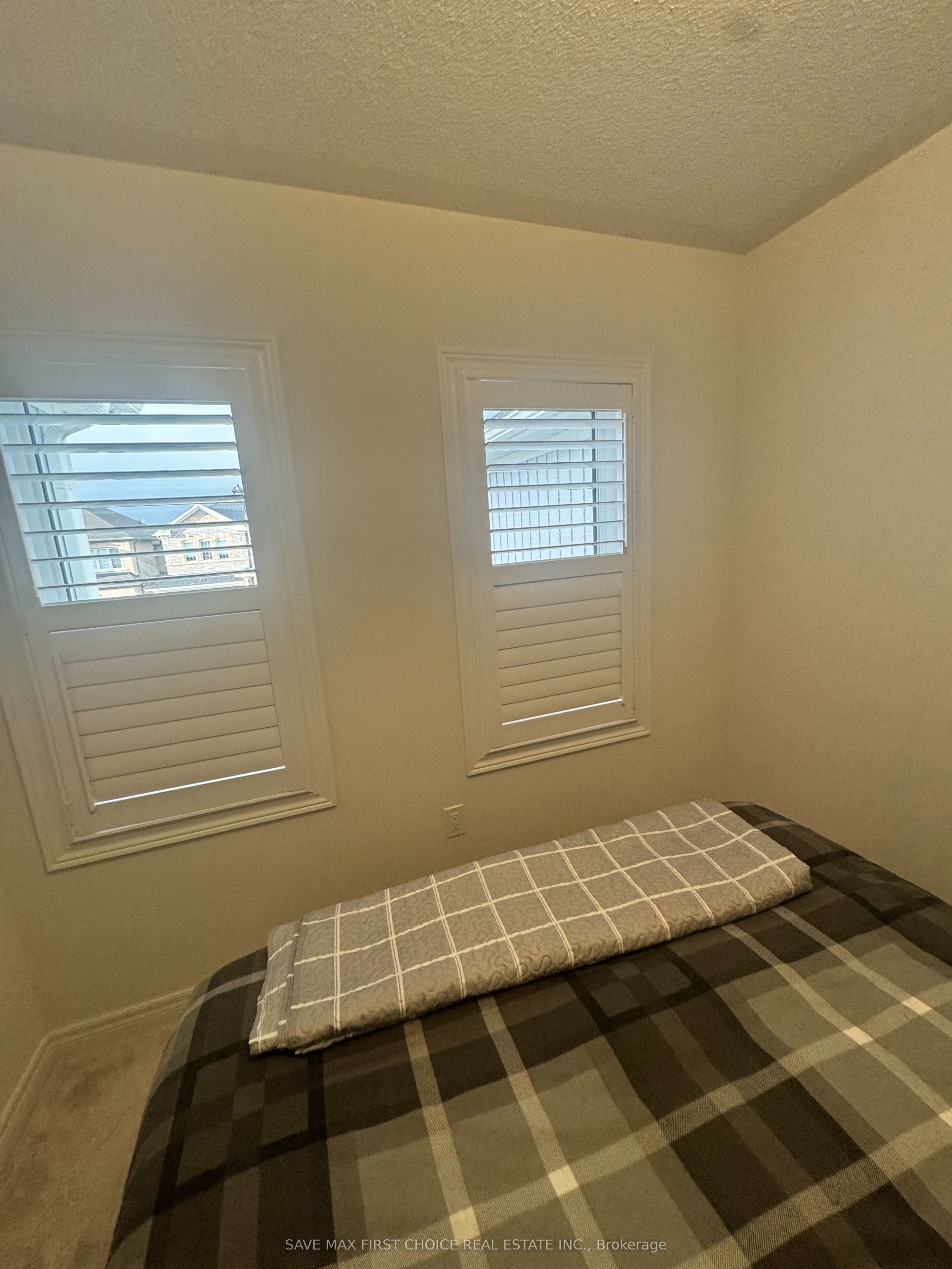 632 Anishinaabe Dr Property Photo 27