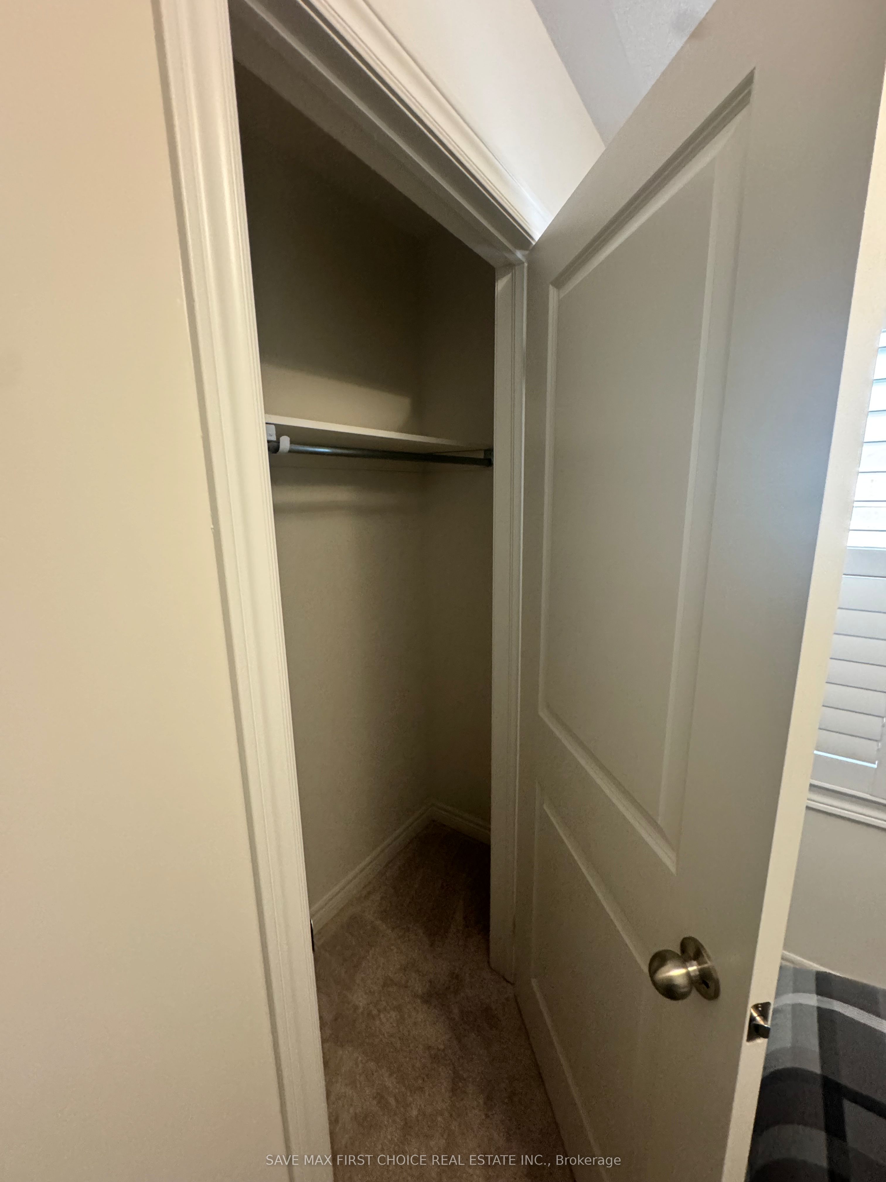 632 Anishinaabe Dr Property Photo 28