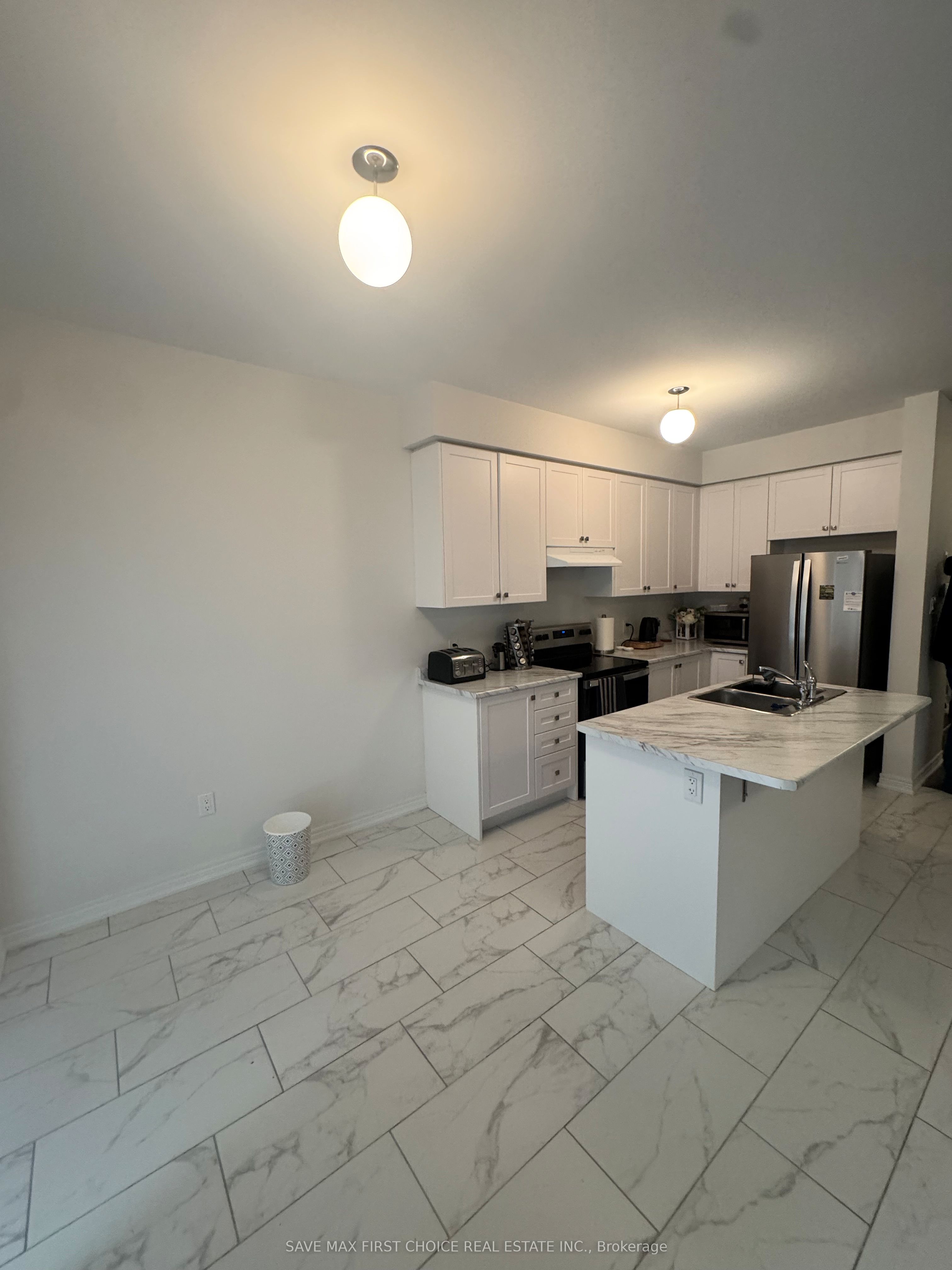 632 Anishinaabe Dr Property Photo 34