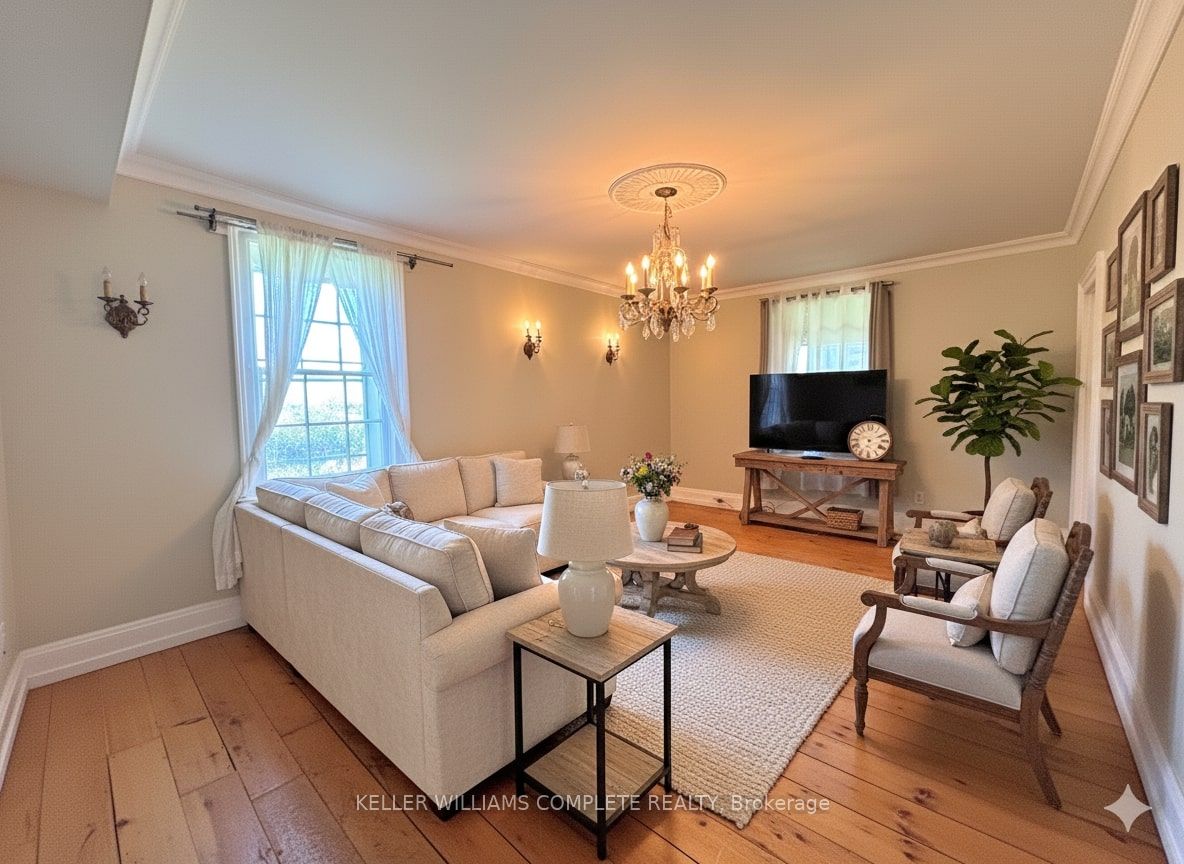 6981 Forestell Rd Property Photo 4