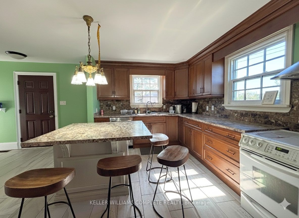 6981 Forestell Rd Property Photo 11